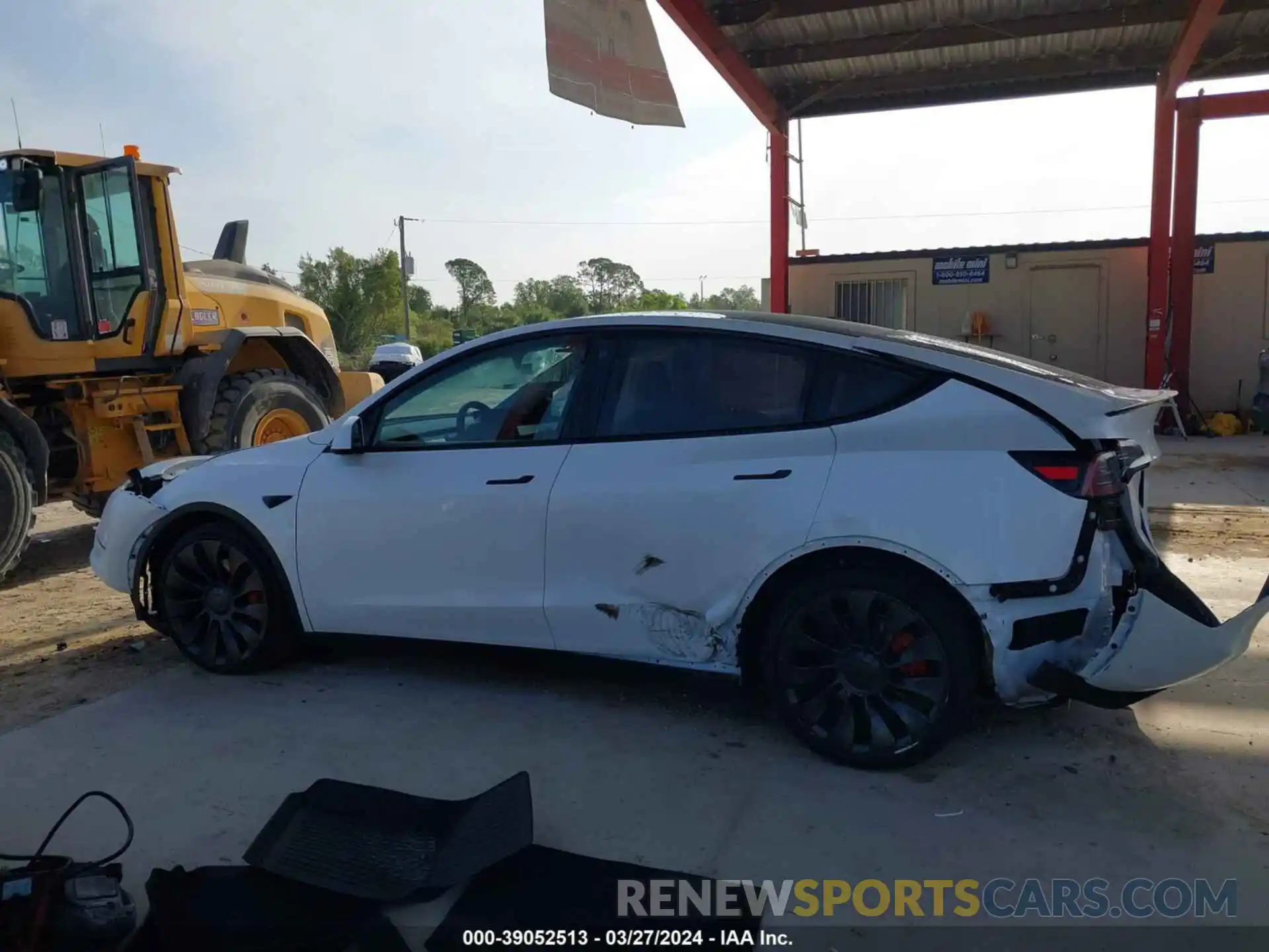 14 Photograph of a damaged car 7SAYGDEF8PF751493 TESLA MODEL Y 2023