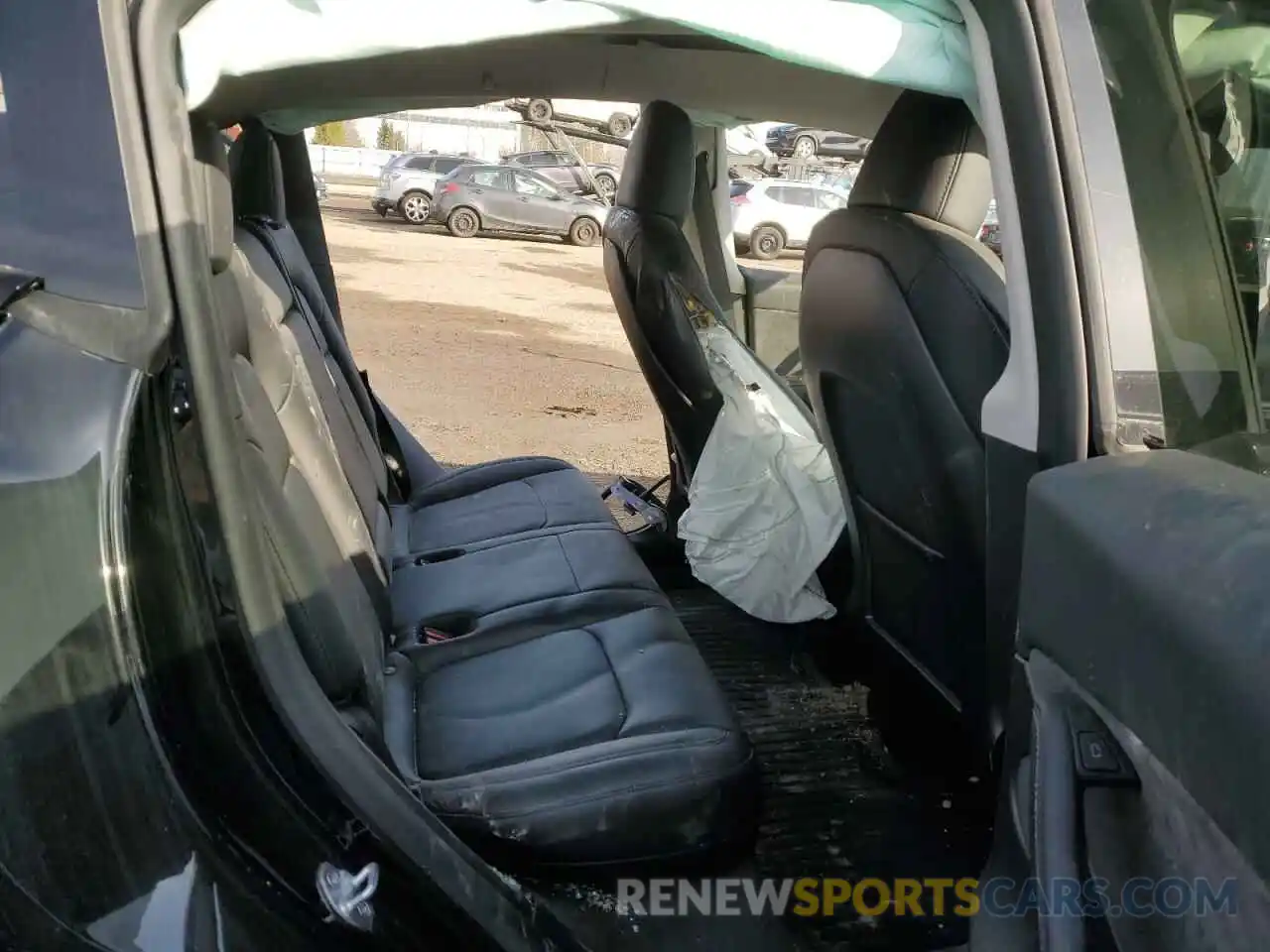 11 Photograph of a damaged car LRWYGDEE0PC137097 TESLA MODEL Y 2023