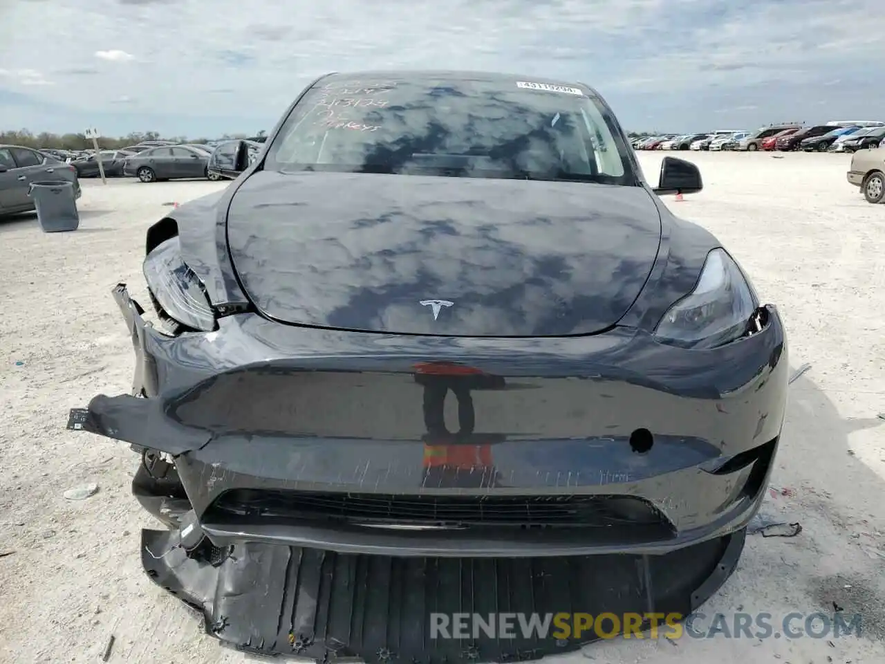 5 Photograph of a damaged car 7SAYGDEE3RF991352 TESLA MODEL Y 2024