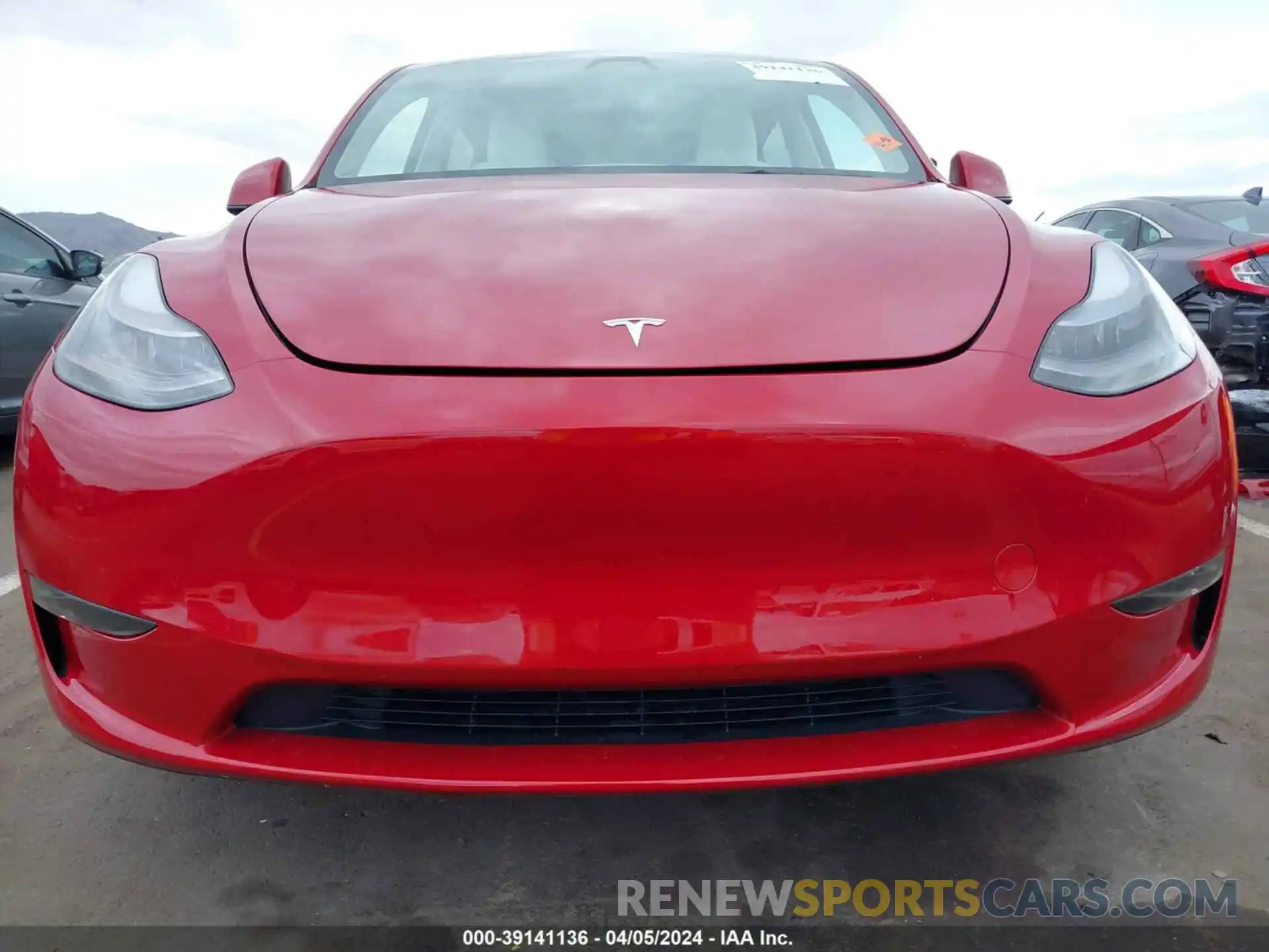 13 Photograph of a damaged car 7SAYGDEE4RA214837 TESLA MODEL Y 2024