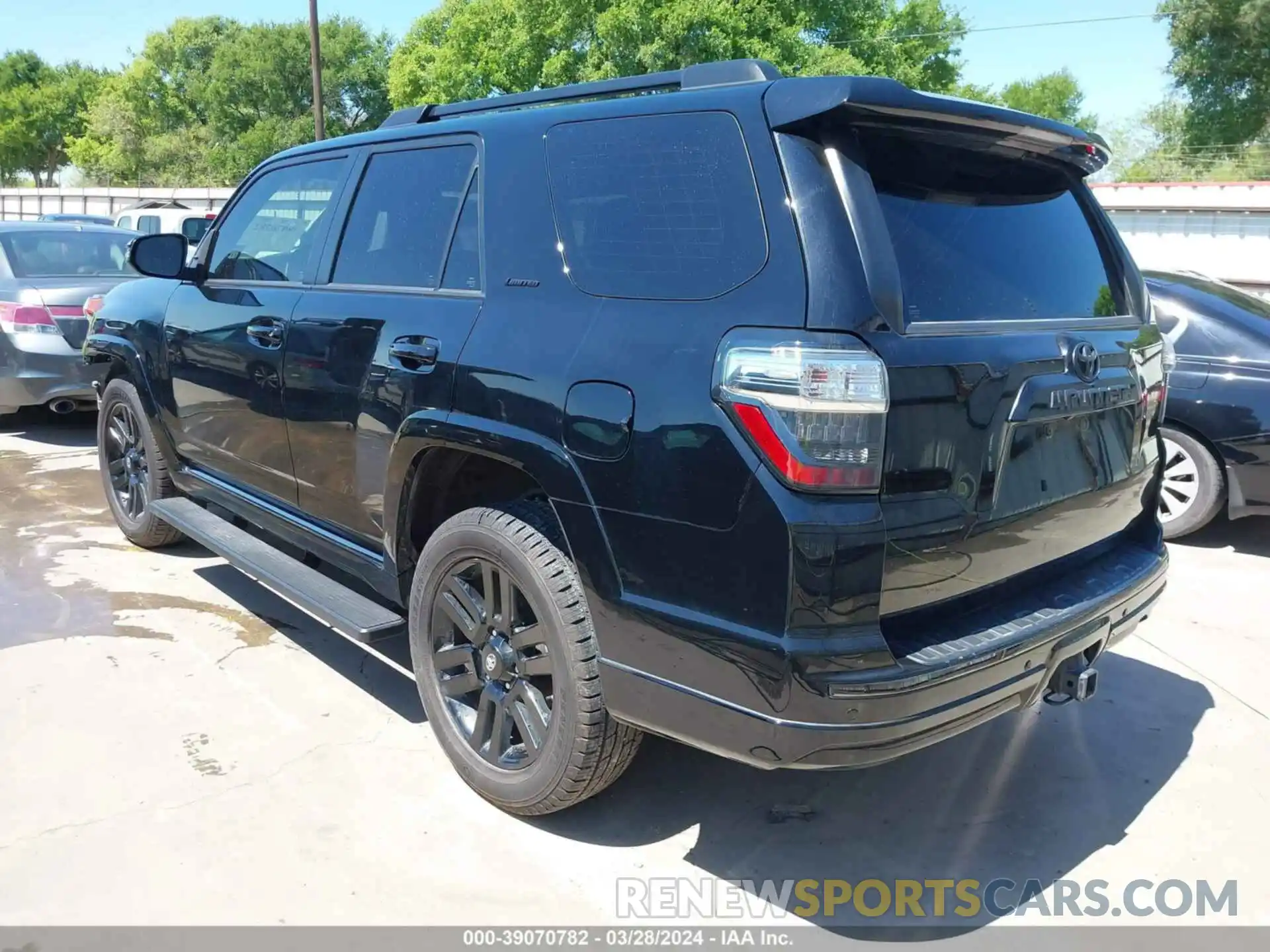 3 Photograph of a damaged car 0JTEU5JR8K5649456 TOYOTA 4-RUNNER 2019