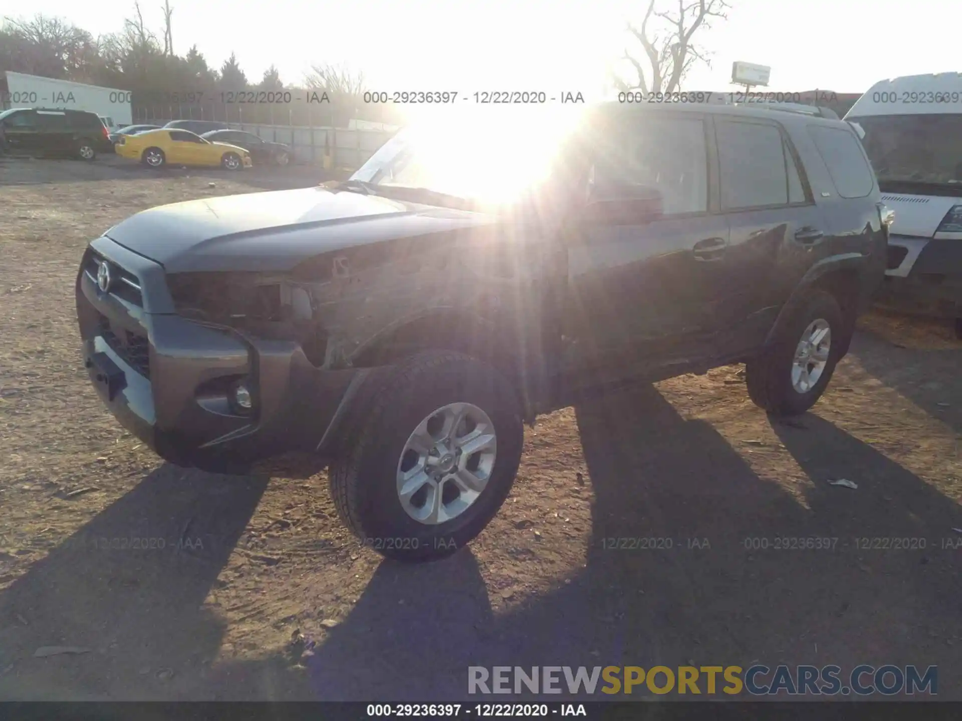 2 Photograph of a damaged car JTEMU5JR5M5840165 TOYOTA 4 RUNNER 2021