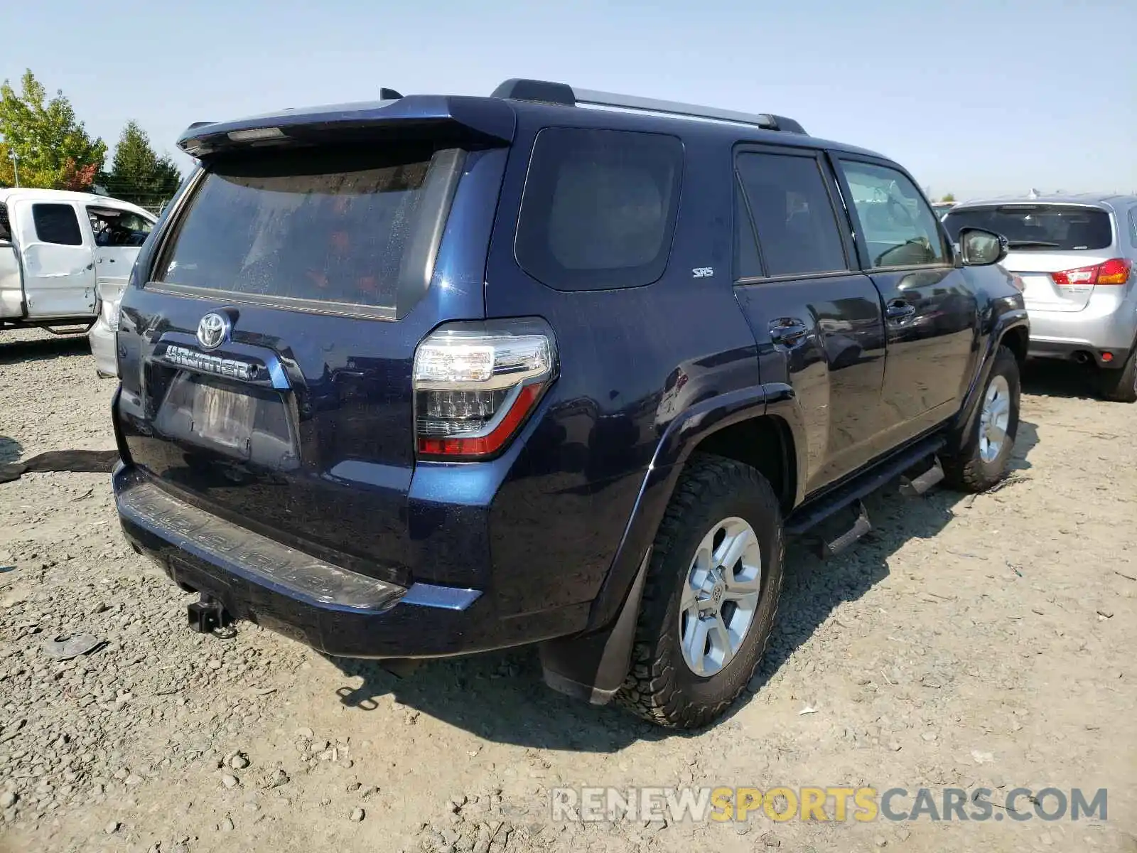 4 Фотография поврежденного автомобиля JTEB05JR5K5708897 TOYOTA 4RUNNER 2019