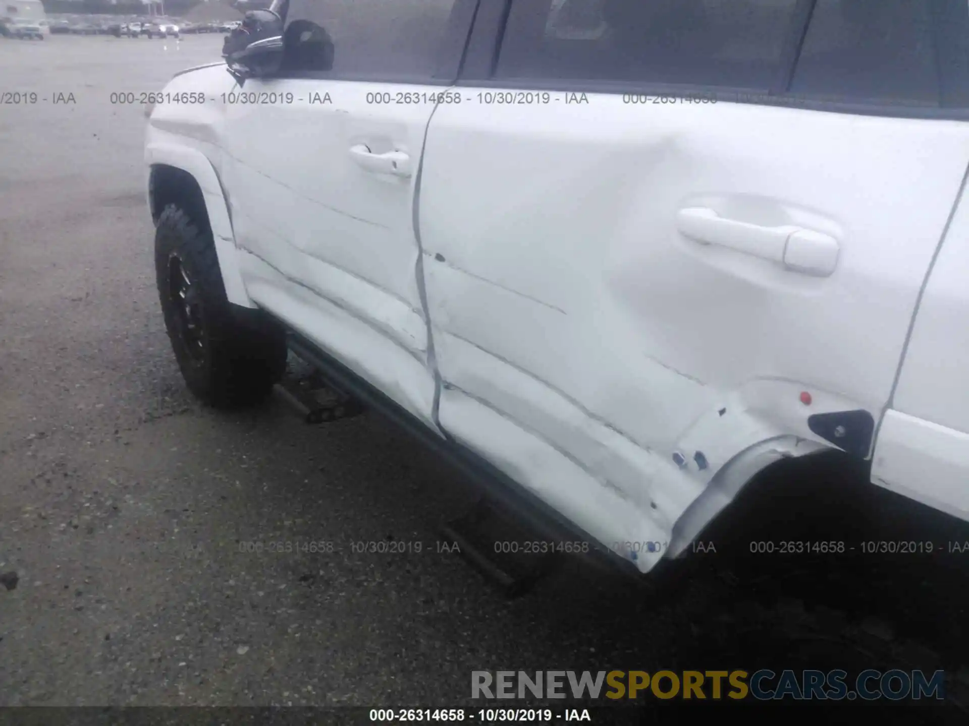 6 Photograph of a damaged car JTEBU5JR0K5611168 TOYOTA 4RUNNER 2019