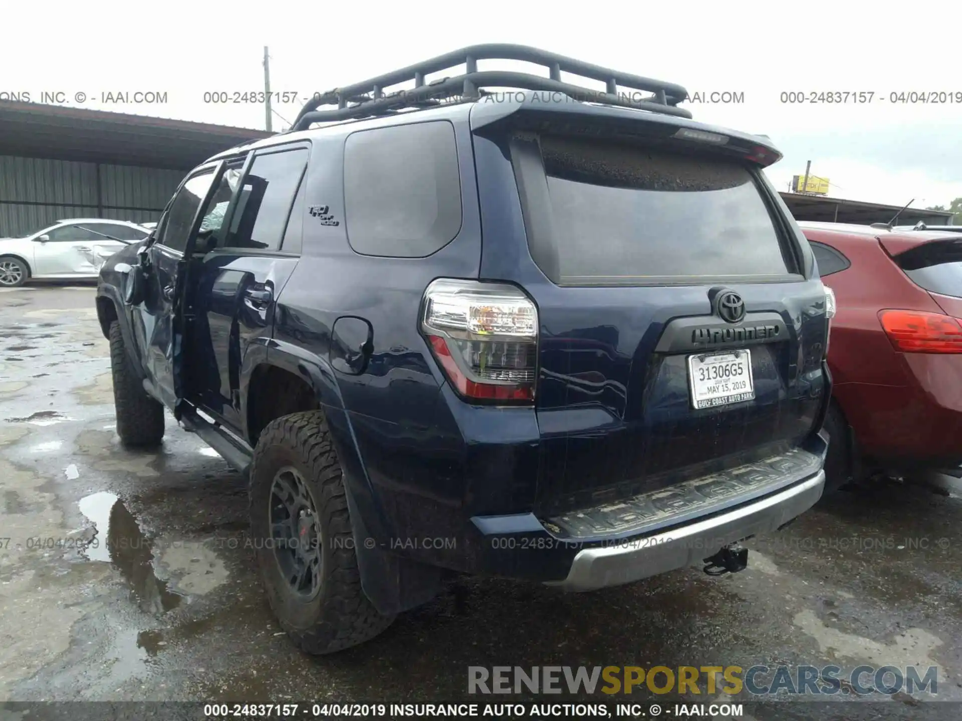 3 Фотография поврежденного автомобиля JTEBU5JR0K5616807 TOYOTA 4RUNNER 2019