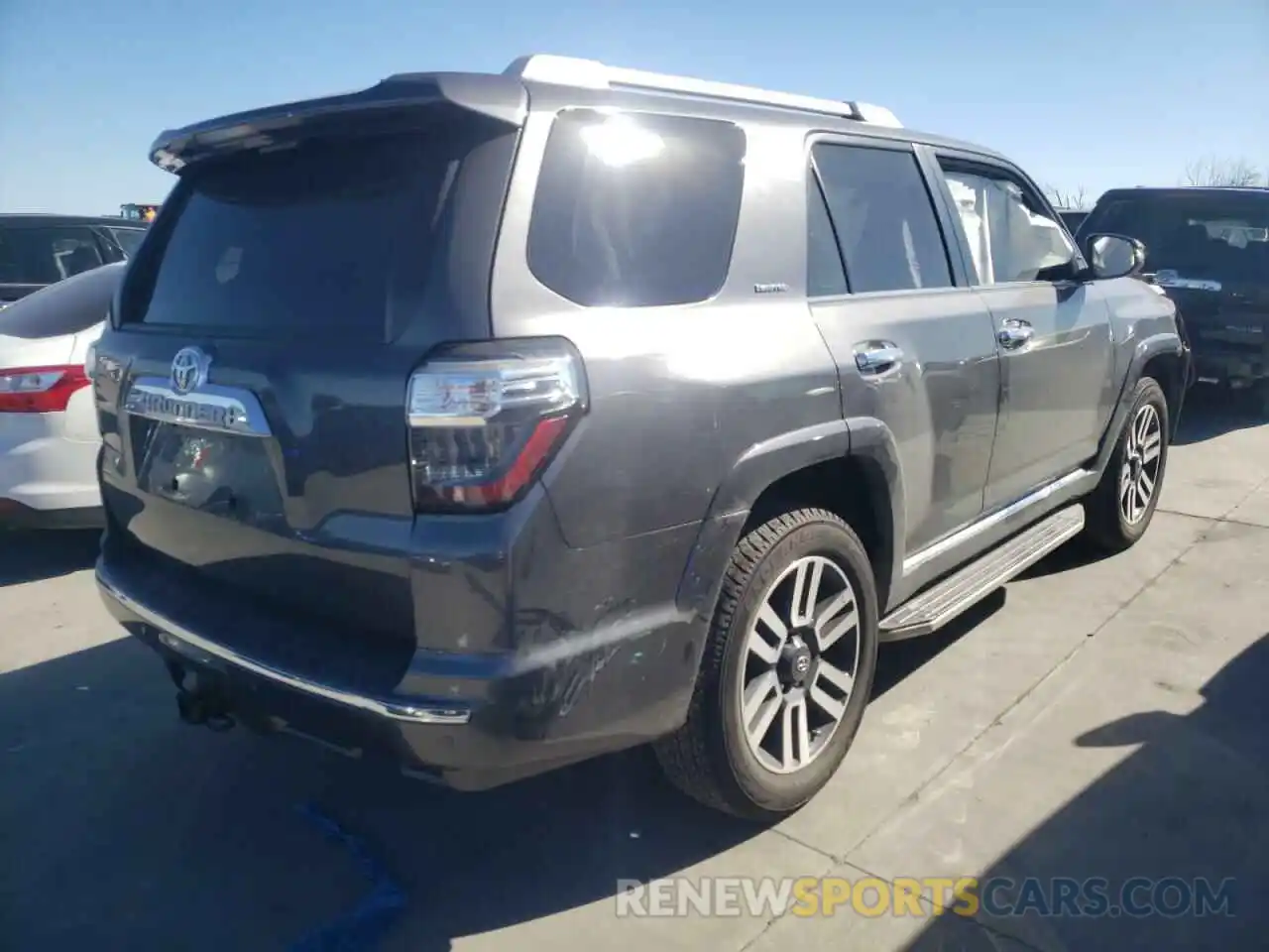 4 Фотография поврежденного автомобиля JTEBU5JR0K5617049 TOYOTA 4RUNNER 2019