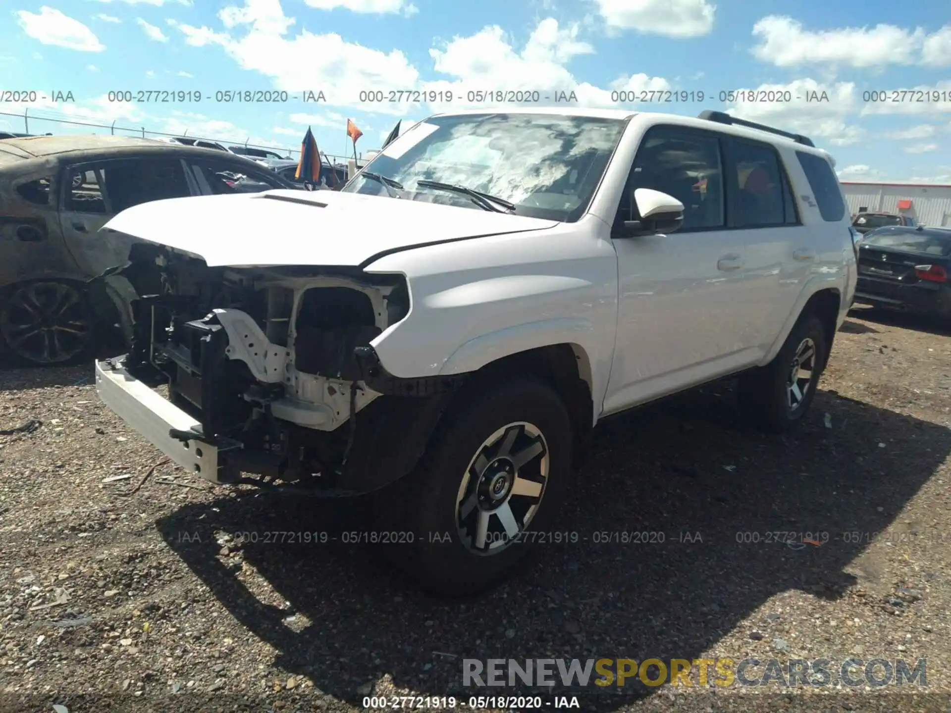 2 Photograph of a damaged car JTEBU5JR0K5619044 TOYOTA 4RUNNER 2019