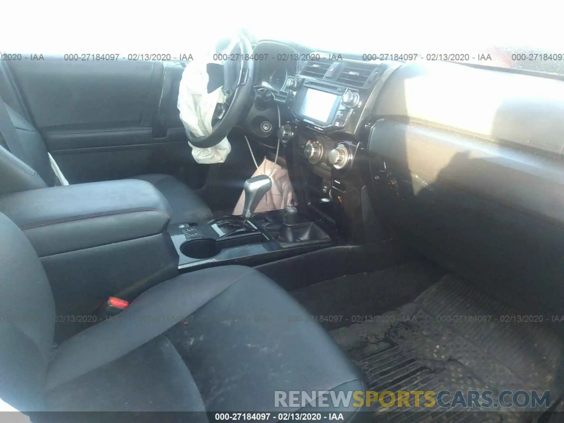 5 Photograph of a damaged car JTEBU5JR0K5632165 TOYOTA 4RUNNER 2019