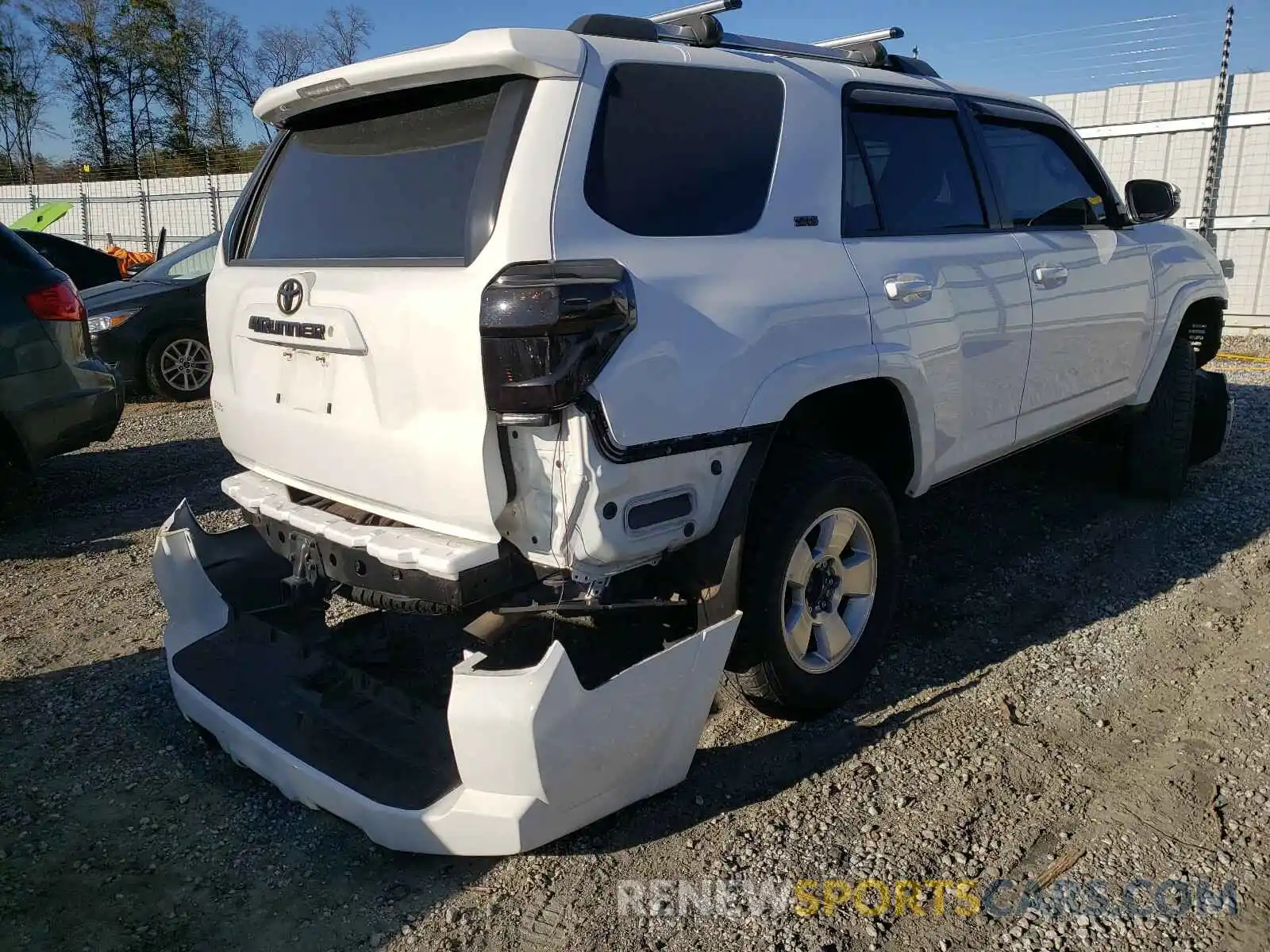 4 Фотография поврежденного автомобиля JTEBU5JR0K5634238 TOYOTA 4RUNNER 2019