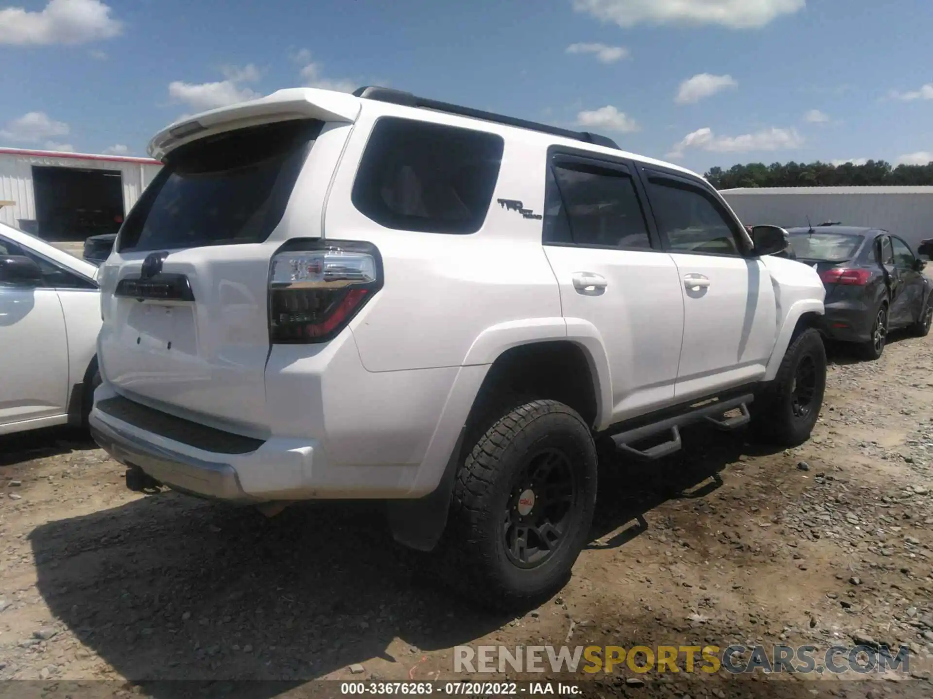 4 Photograph of a damaged car JTEBU5JR0K5636426 TOYOTA 4RUNNER 2019