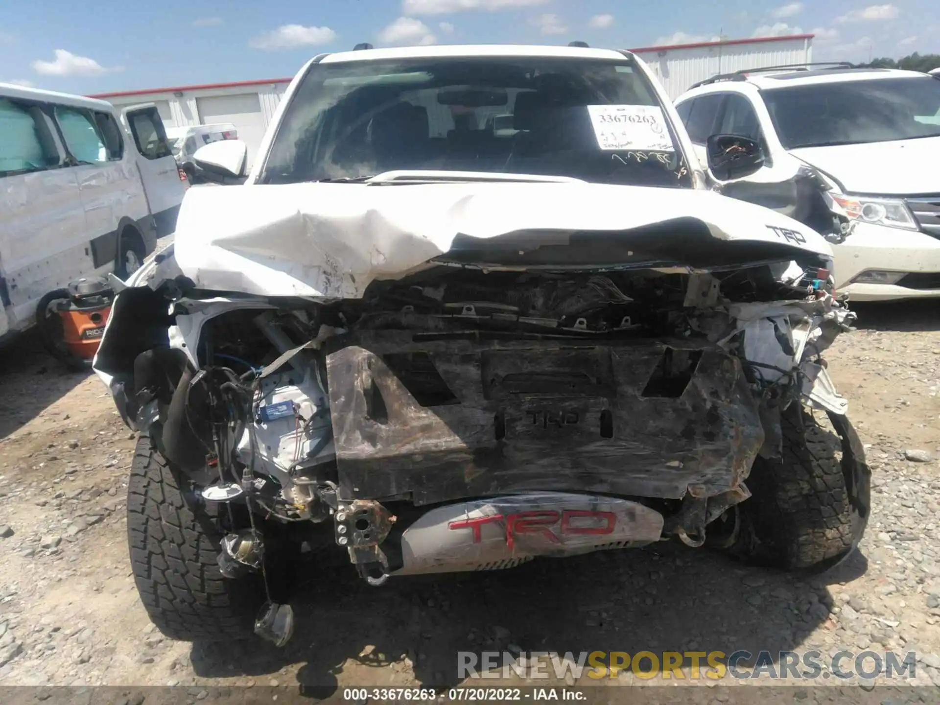 6 Photograph of a damaged car JTEBU5JR0K5636426 TOYOTA 4RUNNER 2019