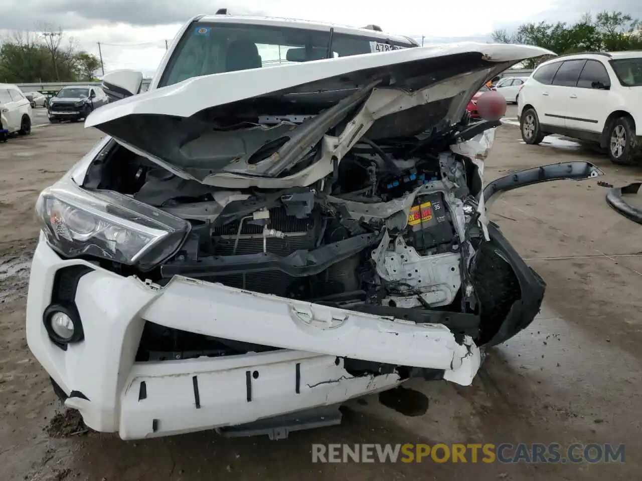 5 Photograph of a damaged car JTEBU5JR0K5638015 TOYOTA 4RUNNER 2019