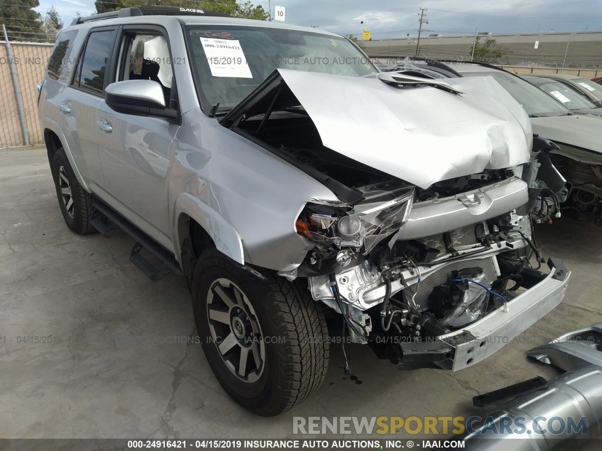 1 Photograph of a damaged car JTEBU5JR0K5641125 TOYOTA 4RUNNER 2019