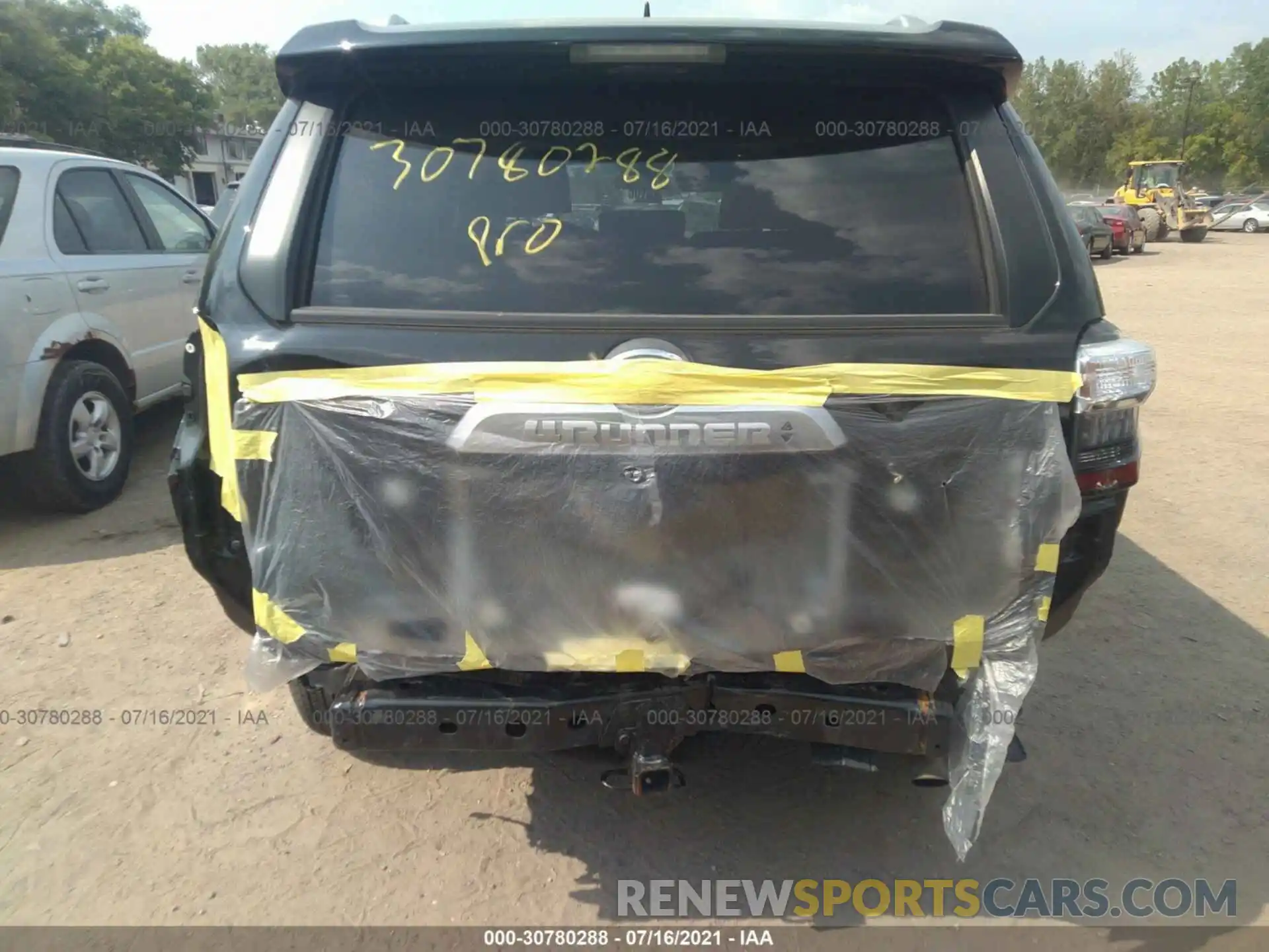 6 Photograph of a damaged car JTEBU5JR0K5641965 TOYOTA 4RUNNER 2019