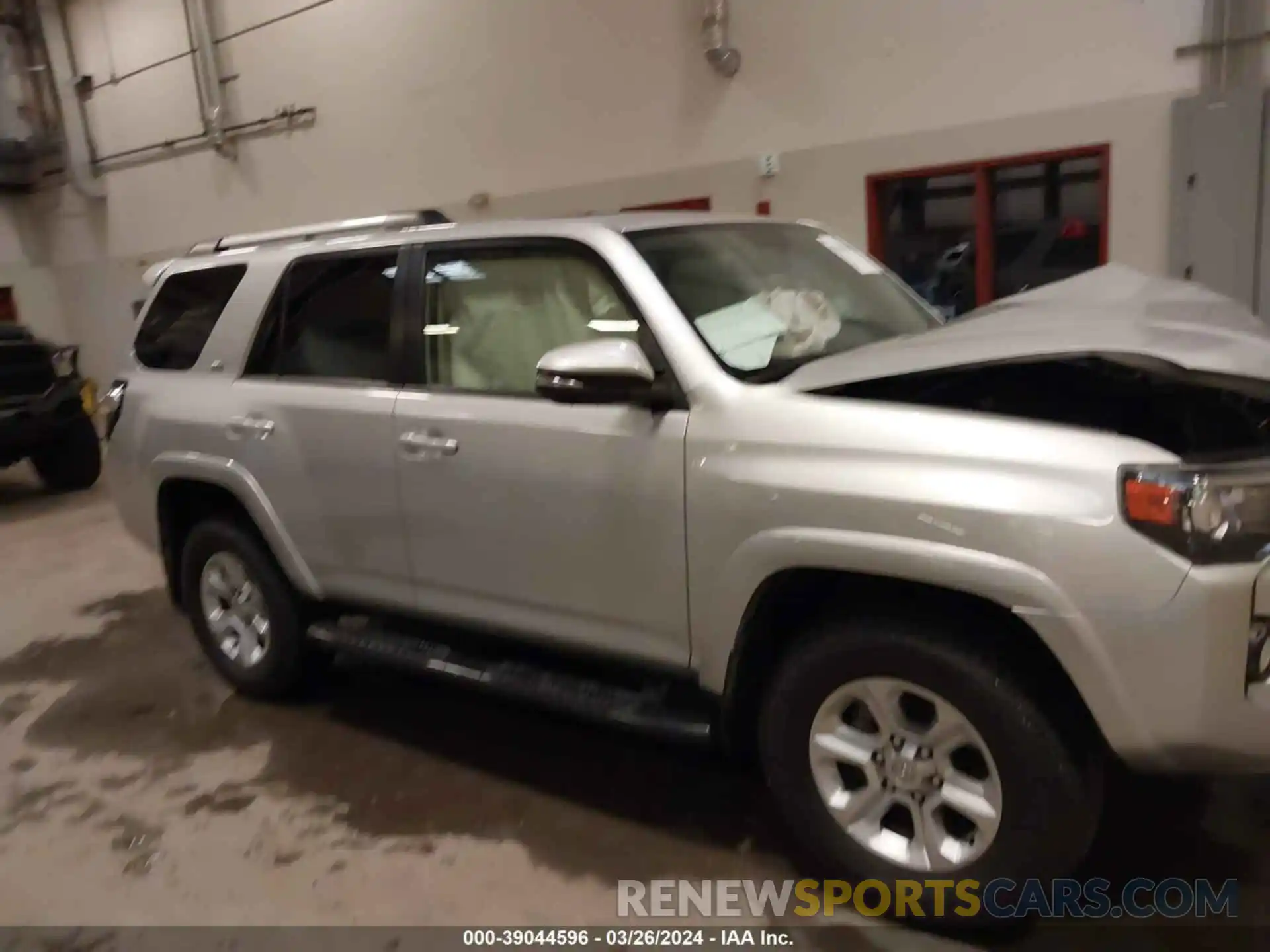 13 Photograph of a damaged car JTEBU5JR0K5645935 TOYOTA 4RUNNER 2019