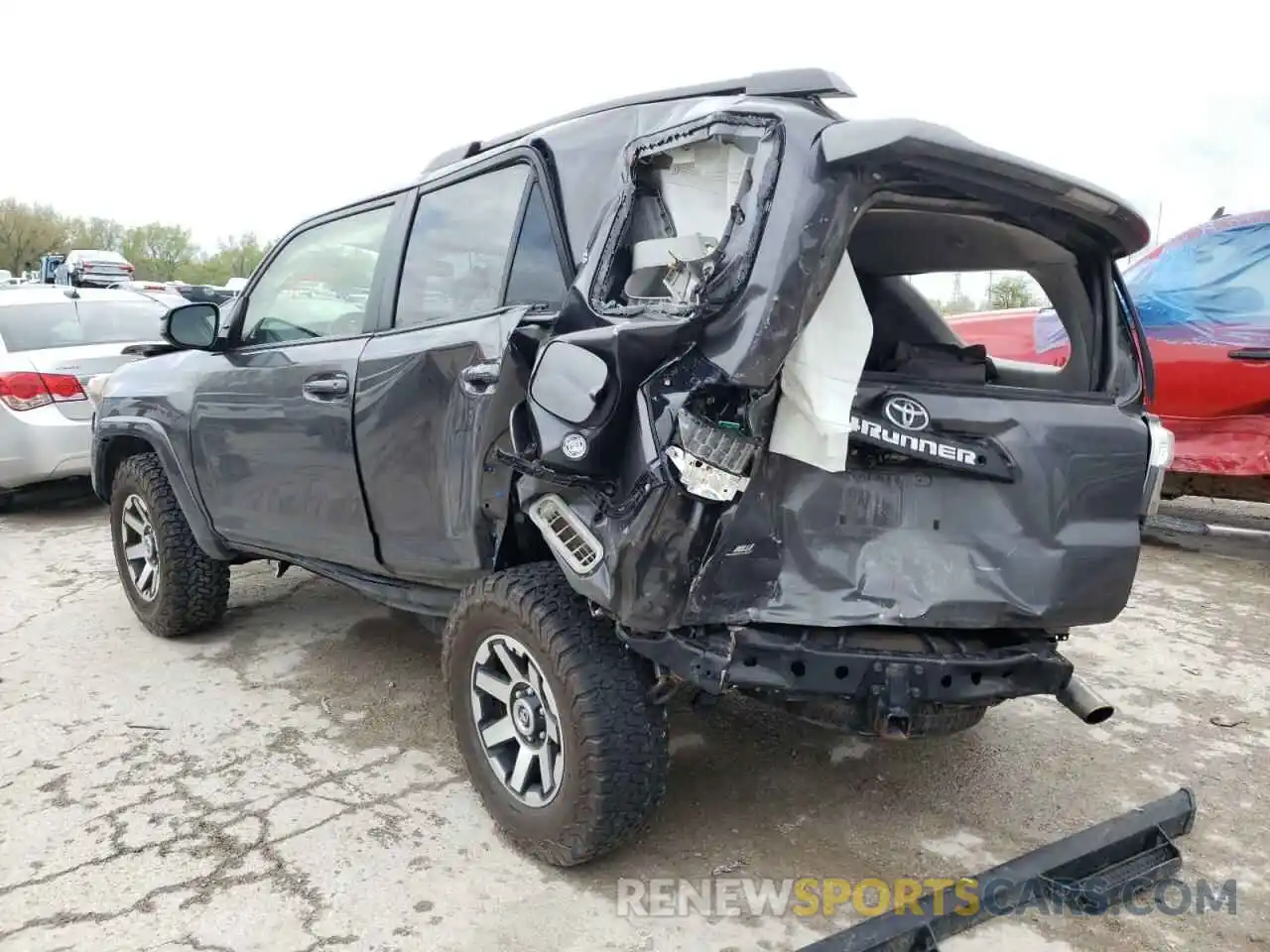 3 Photograph of a damaged car JTEBU5JR0K5650181 TOYOTA 4RUNNER 2019