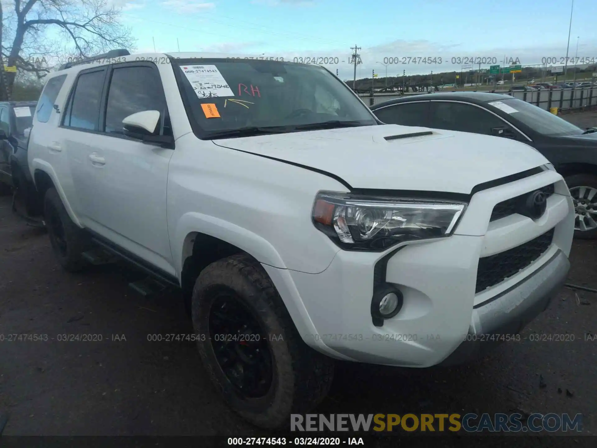 1 Photograph of a damaged car JTEBU5JR0K5655039 TOYOTA 4RUNNER 2019