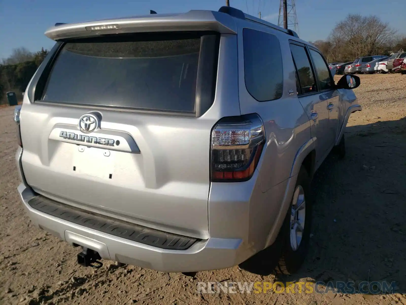 4 Фотография поврежденного автомобиля JTEBU5JR0K5655297 TOYOTA 4RUNNER 2019