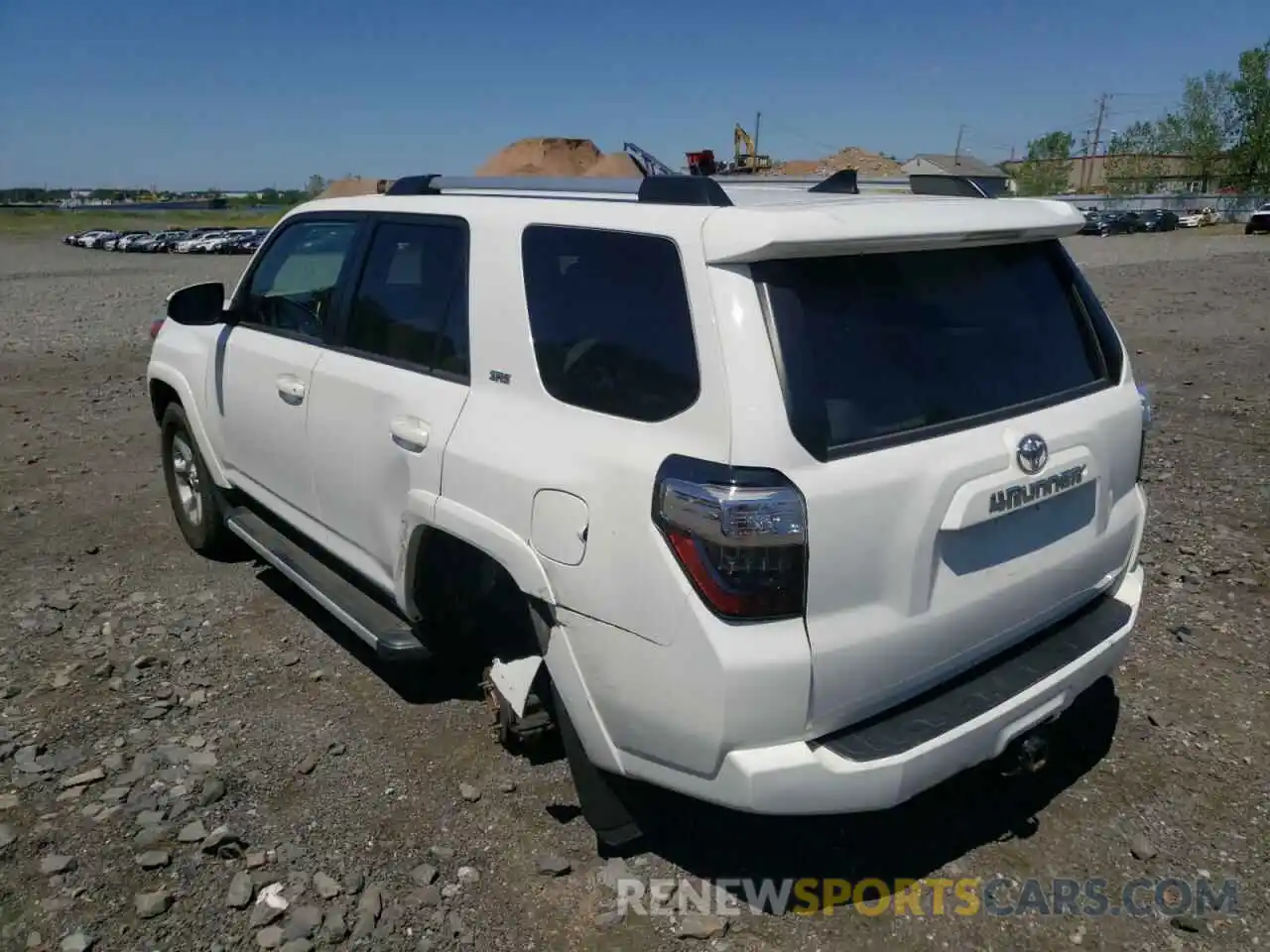 3 Фотография поврежденного автомобиля JTEBU5JR0K5657292 TOYOTA 4RUNNER 2019