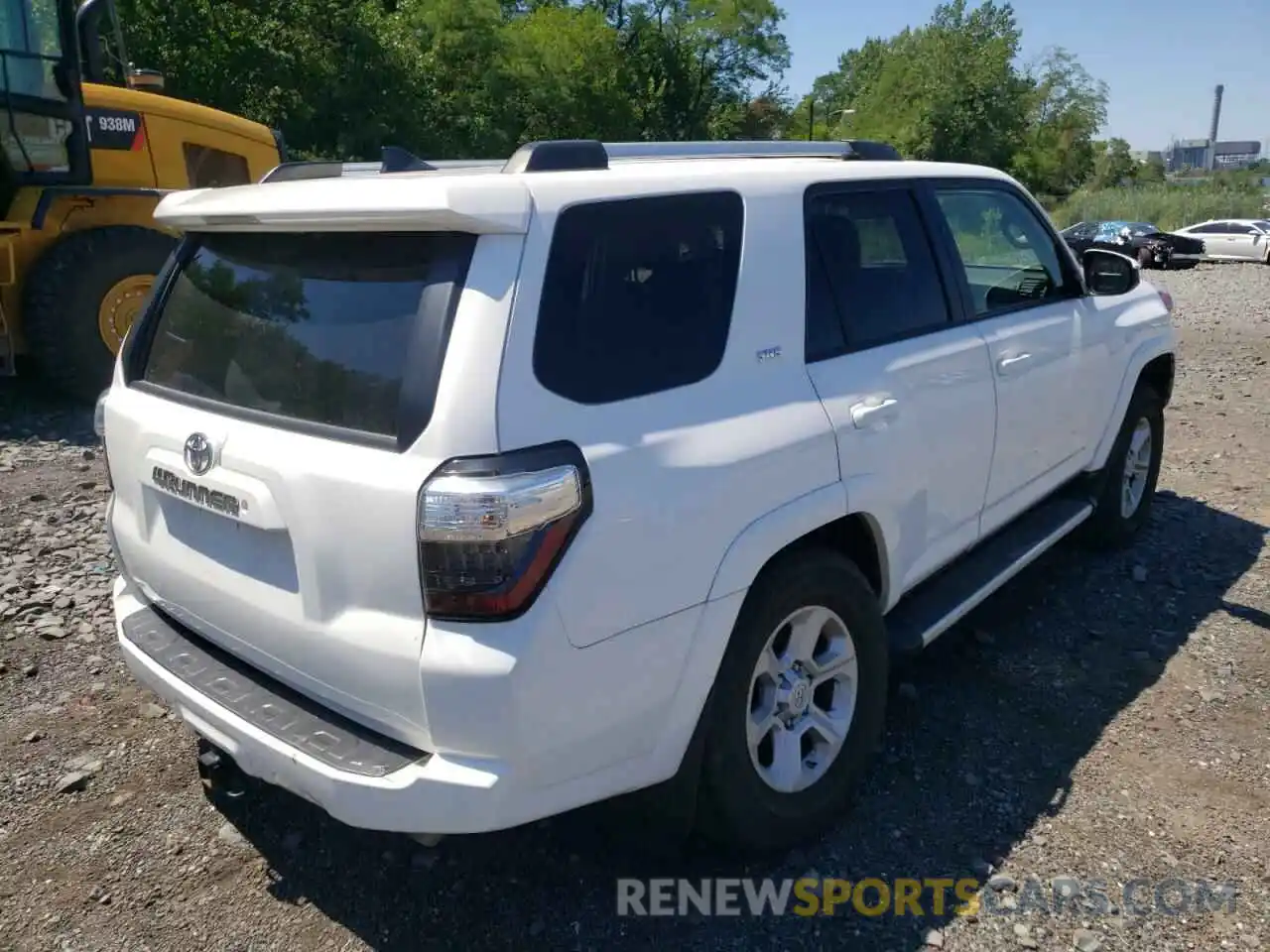 4 Фотография поврежденного автомобиля JTEBU5JR0K5657292 TOYOTA 4RUNNER 2019