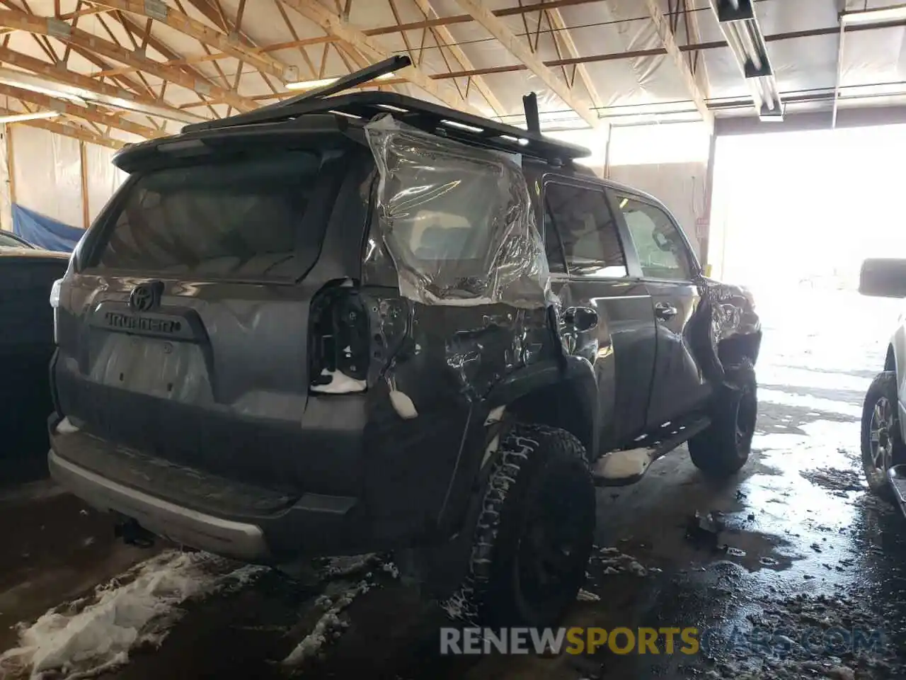 4 Photograph of a damaged car JTEBU5JR0K5659351 TOYOTA 4RUNNER 2019