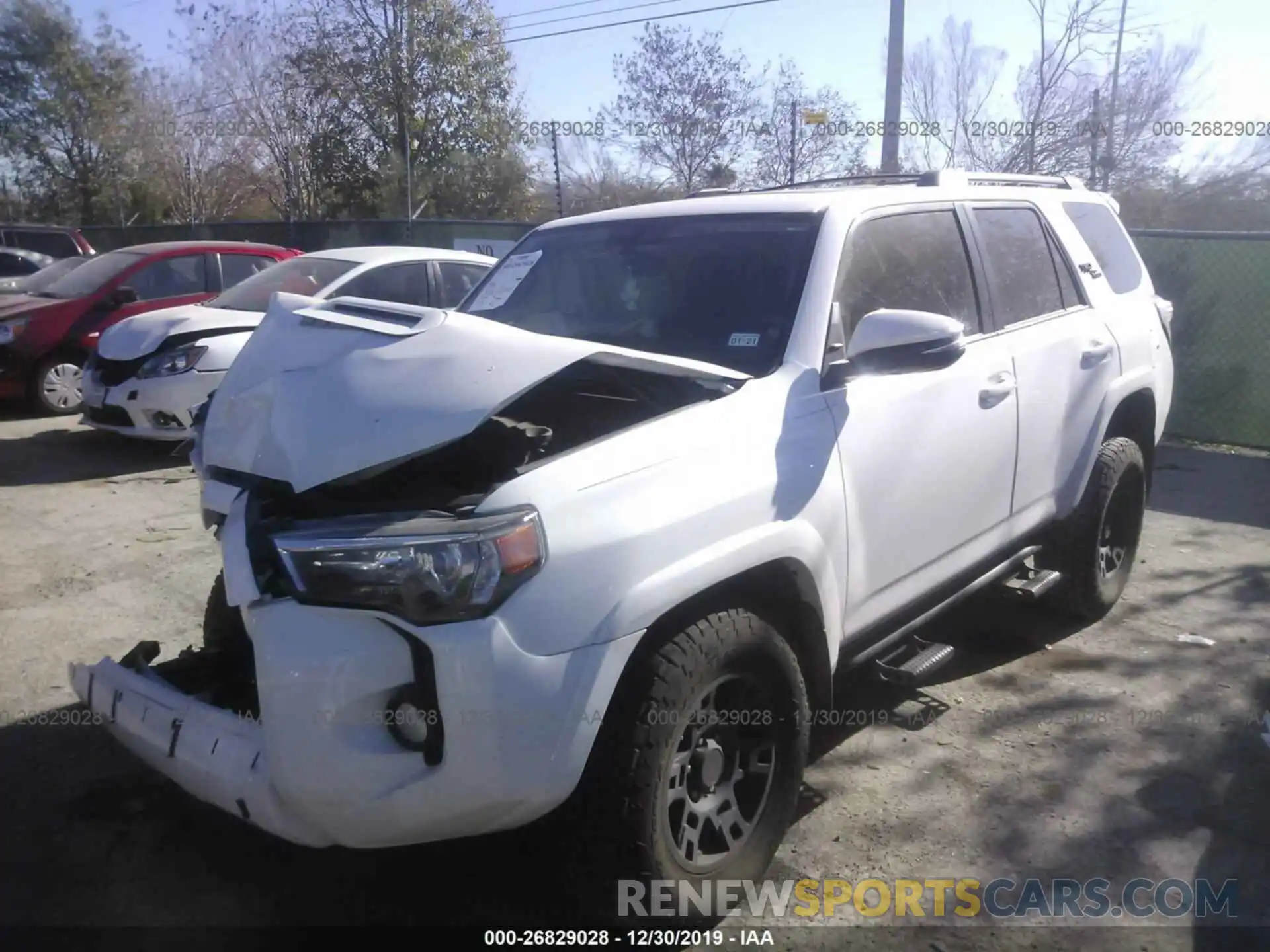 2 Фотография поврежденного автомобиля JTEBU5JR0K5660922 TOYOTA 4RUNNER 2019