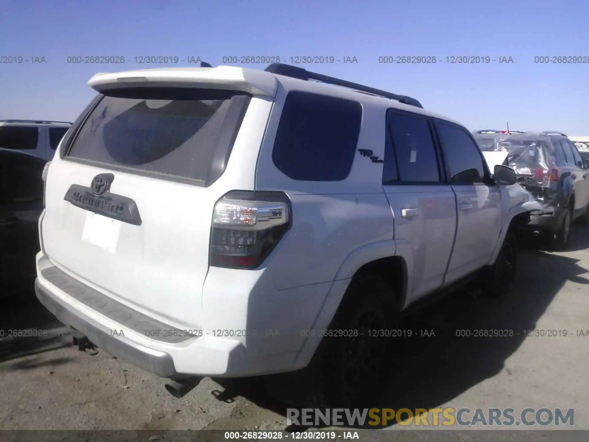 4 Фотография поврежденного автомобиля JTEBU5JR0K5660922 TOYOTA 4RUNNER 2019