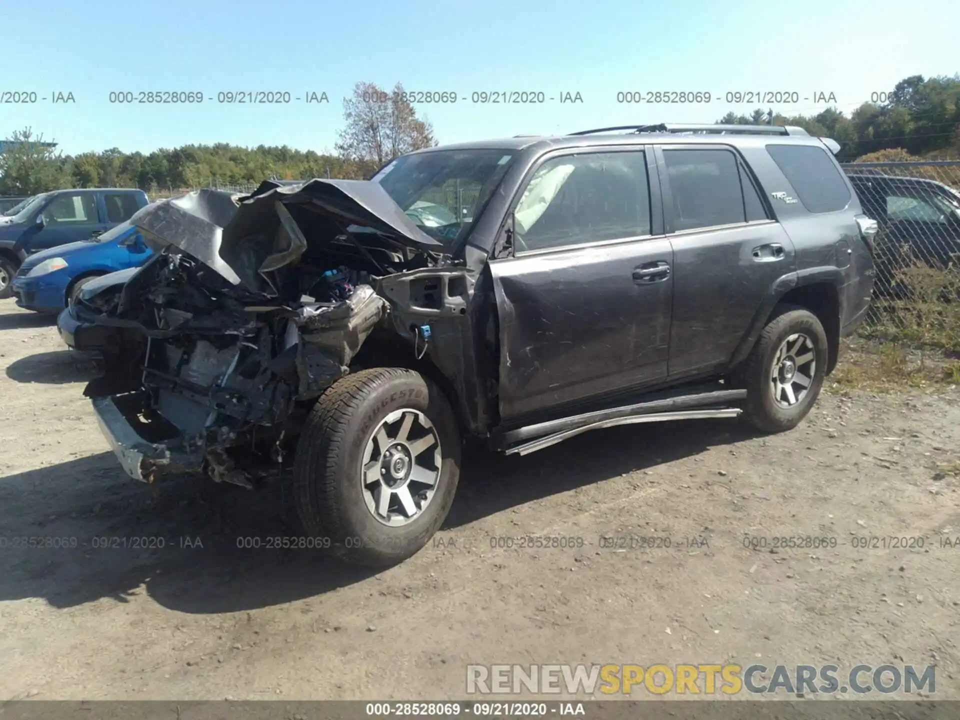 2 Photograph of a damaged car JTEBU5JR0K5663853 TOYOTA 4RUNNER 2019