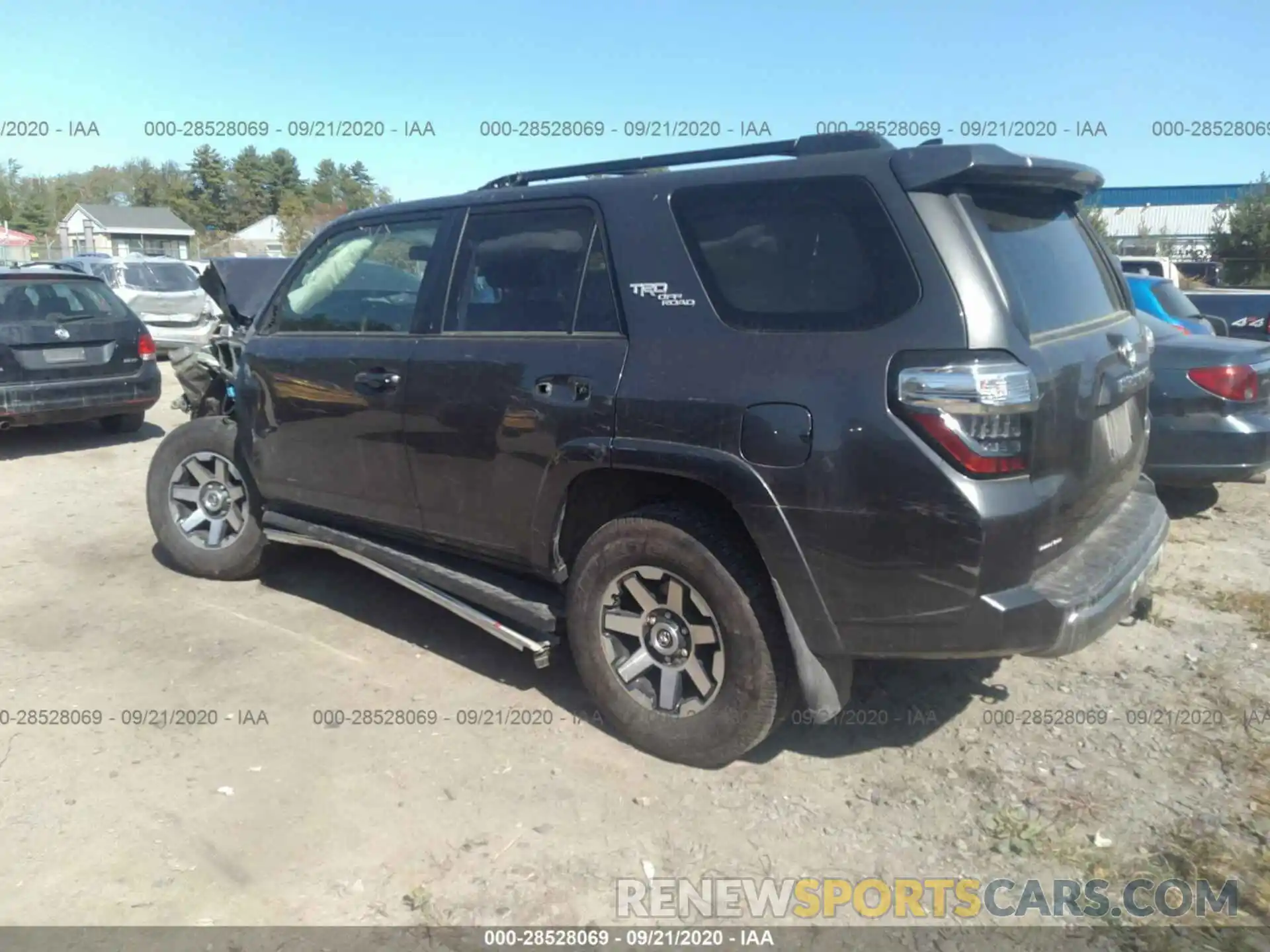 3 Photograph of a damaged car JTEBU5JR0K5663853 TOYOTA 4RUNNER 2019