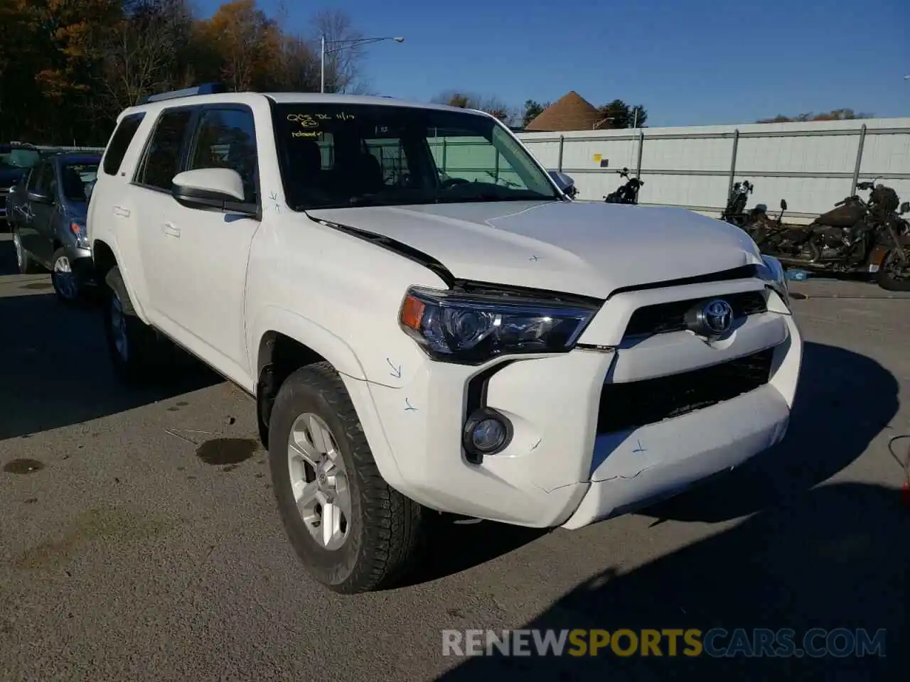 1 Photograph of a damaged car JTEBU5JR0K5667952 TOYOTA 4RUNNER 2019