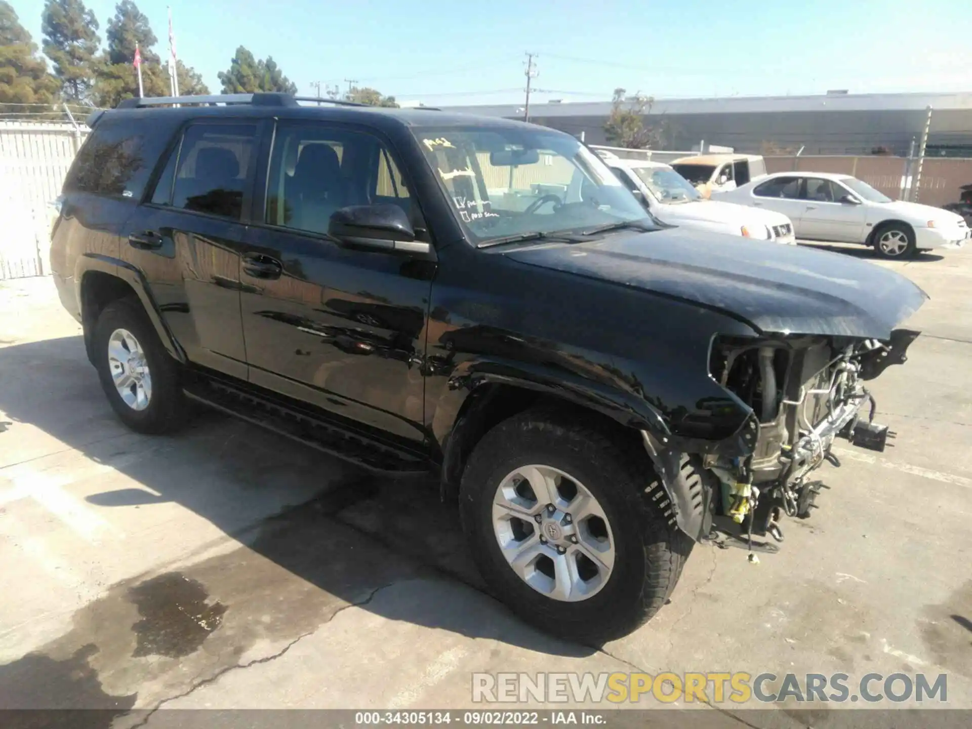 1 Photograph of a damaged car JTEBU5JR0K5668244 TOYOTA 4RUNNER 2019