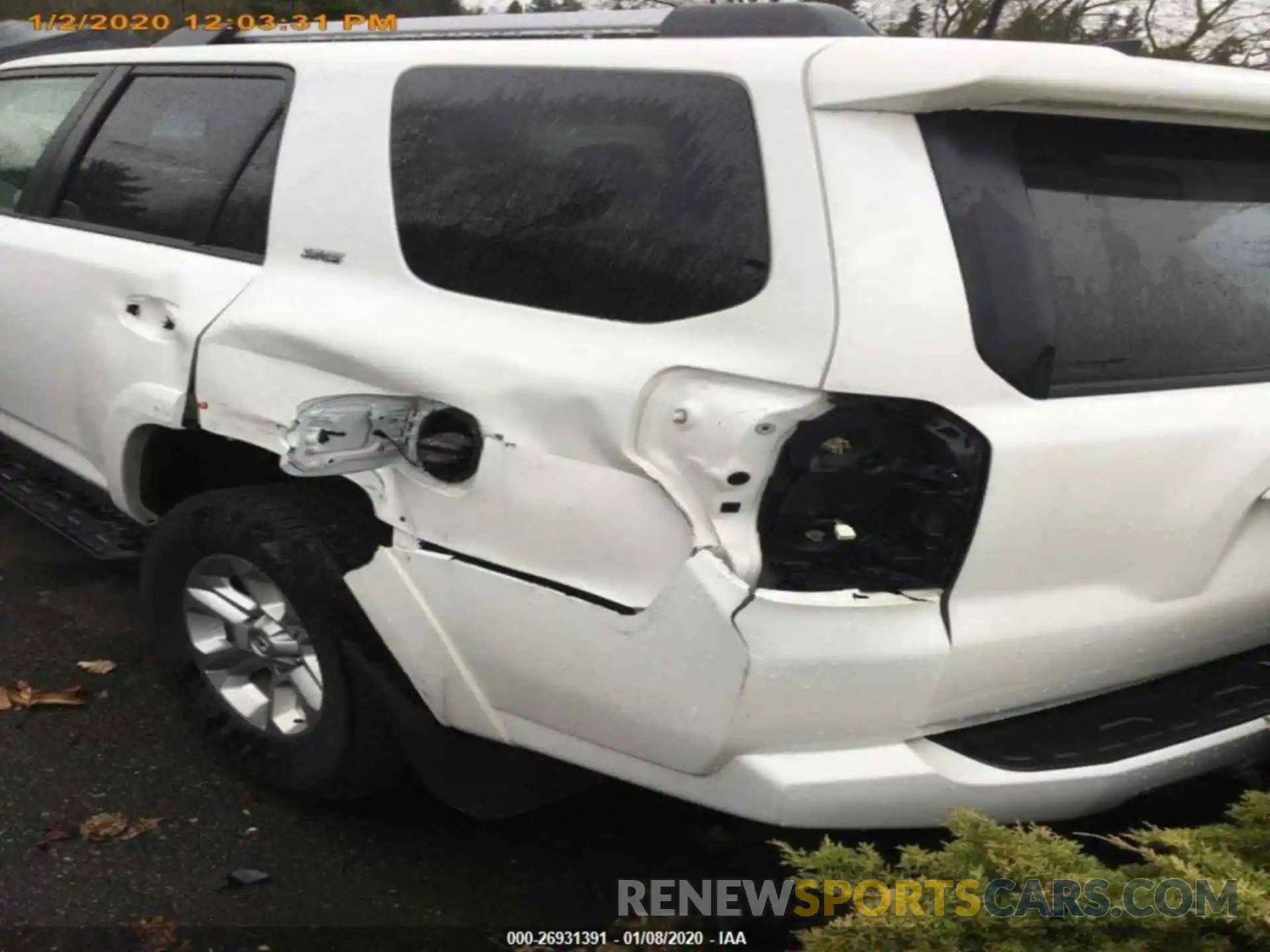 14 Photograph of a damaged car JTEBU5JR0K5670253 TOYOTA 4RUNNER 2019