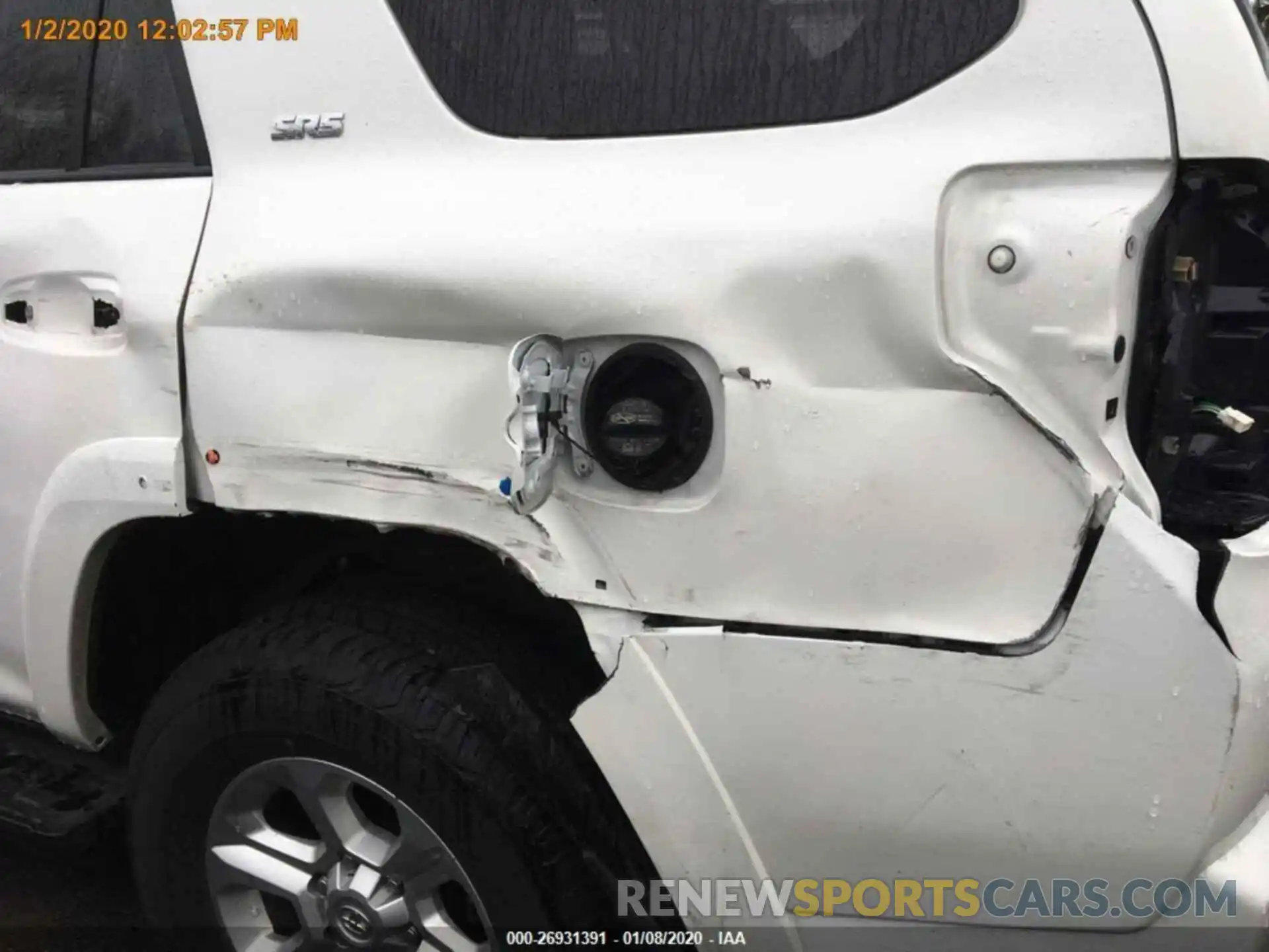 17 Photograph of a damaged car JTEBU5JR0K5670253 TOYOTA 4RUNNER 2019