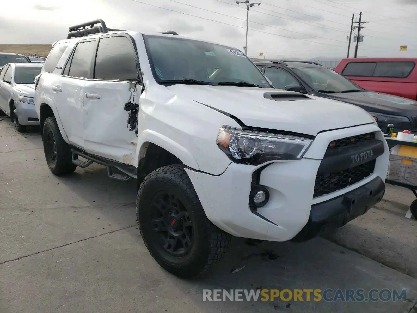 1 Photograph of a damaged car JTEBU5JR0K5673881 TOYOTA 4RUNNER 2019