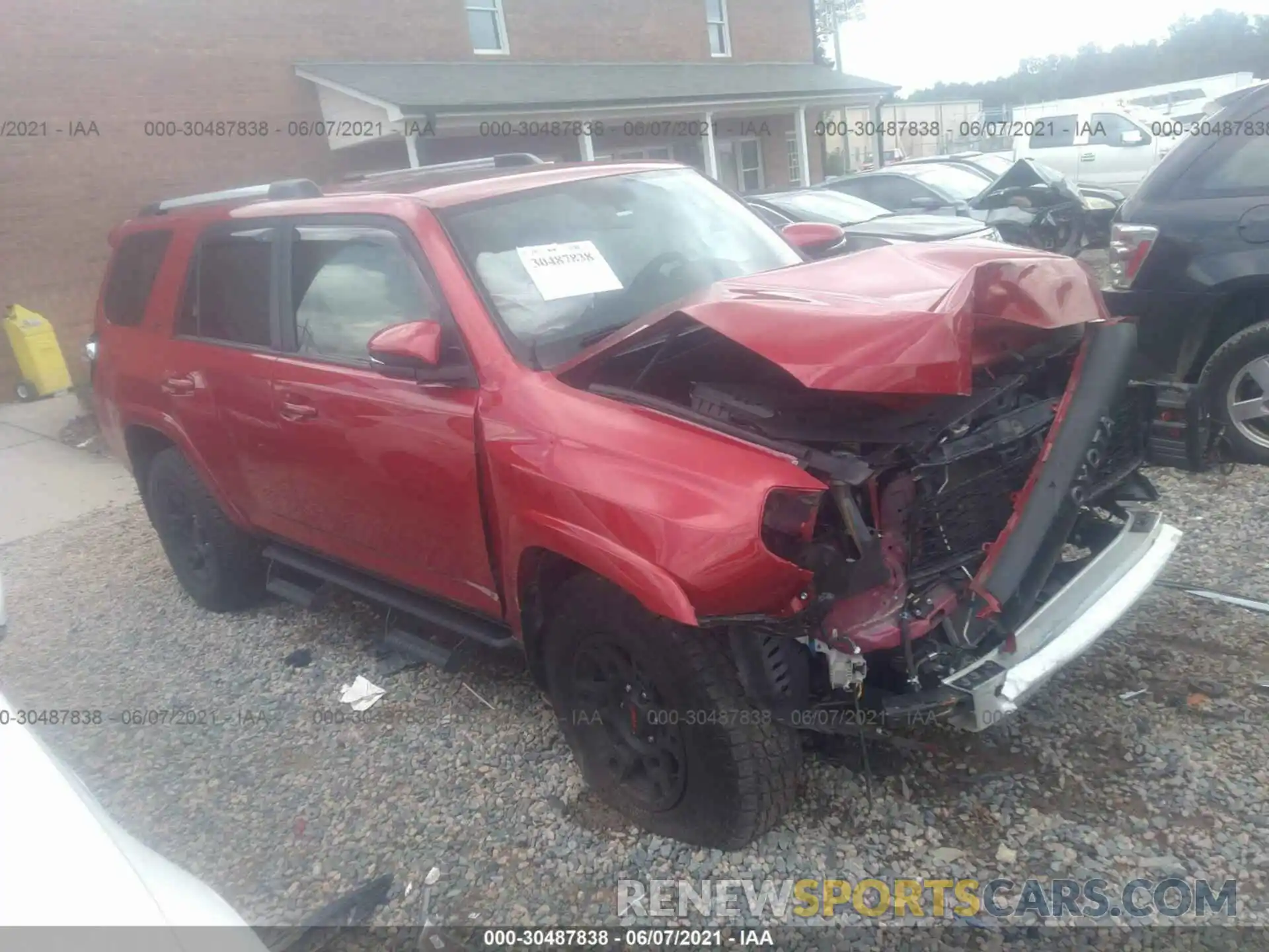 1 Photograph of a damaged car JTEBU5JR0K5674139 TOYOTA 4RUNNER 2019