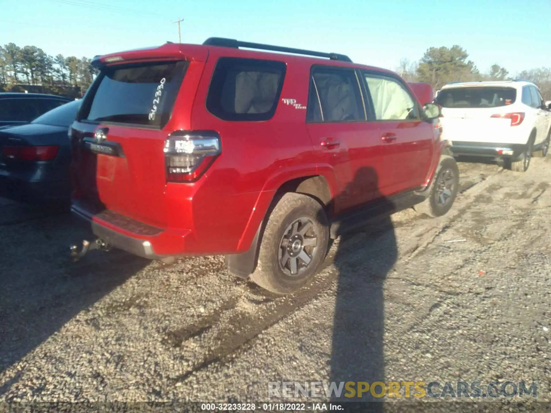 4 Photograph of a damaged car JTEBU5JR0K5674299 TOYOTA 4RUNNER 2019