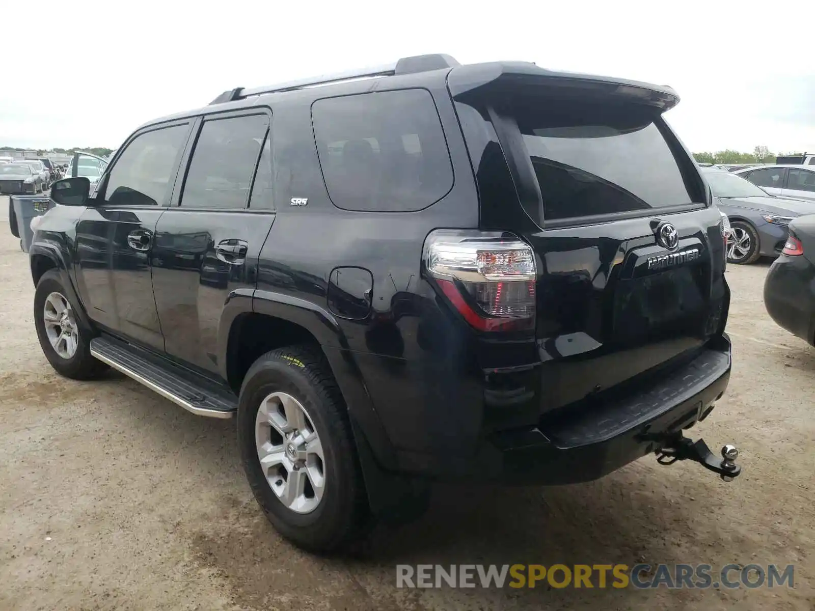 3 Фотография поврежденного автомобиля JTEBU5JR0K5679518 TOYOTA 4RUNNER 2019