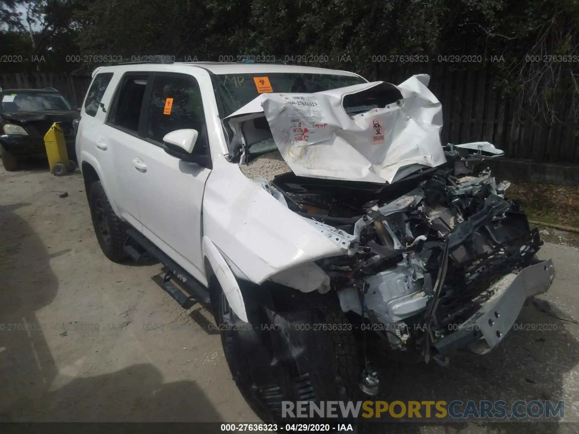 1 Photograph of a damaged car JTEBU5JR0K5683908 TOYOTA 4RUNNER 2019