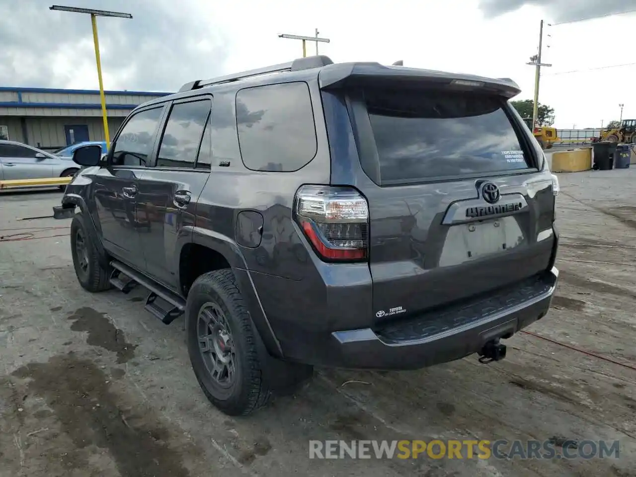 3 Photograph of a damaged car JTEBU5JR0K5685271 TOYOTA 4RUNNER 2019