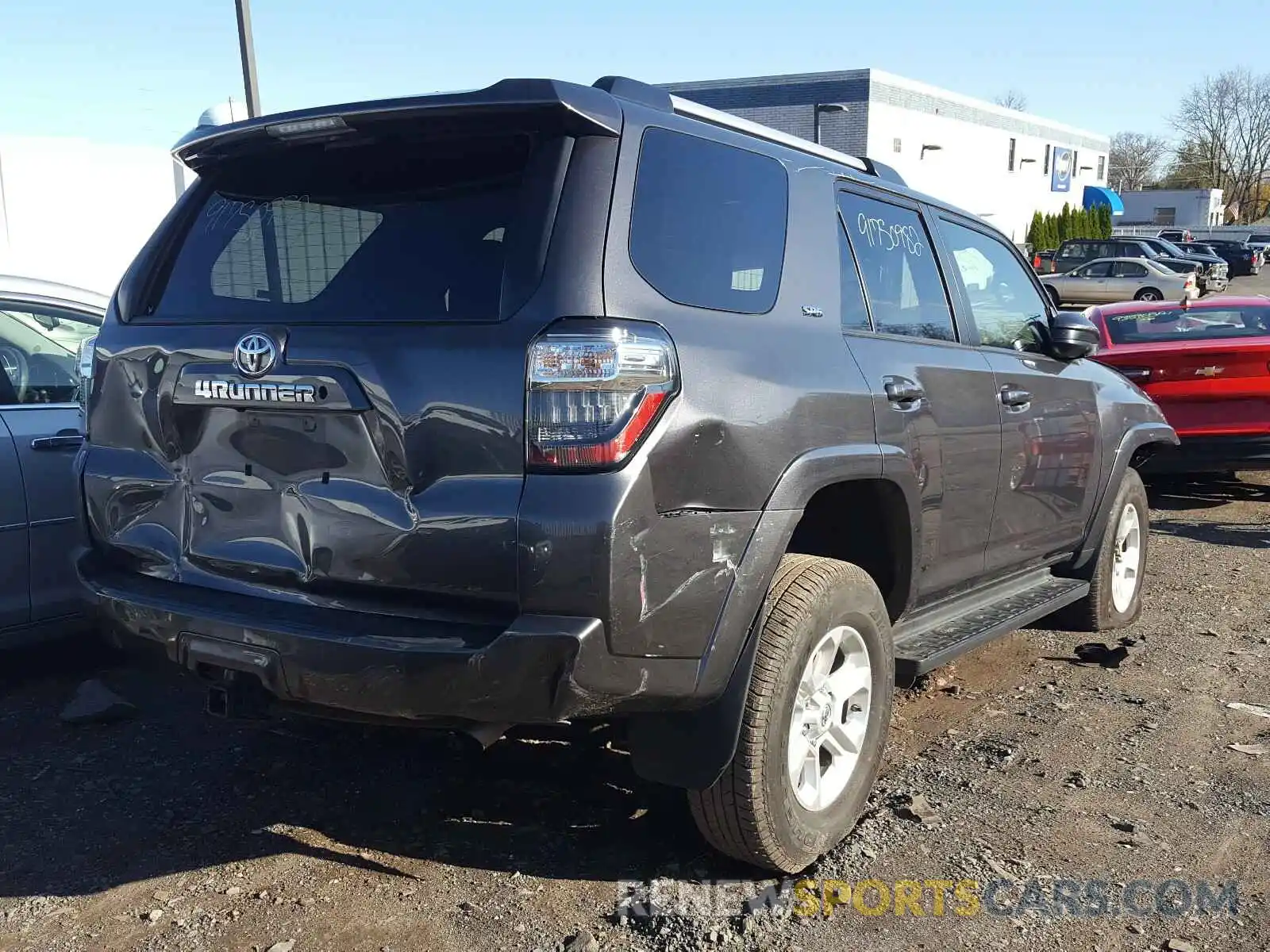 4 Photograph of a damaged car JTEBU5JR0K5685528 TOYOTA 4RUNNER 2019