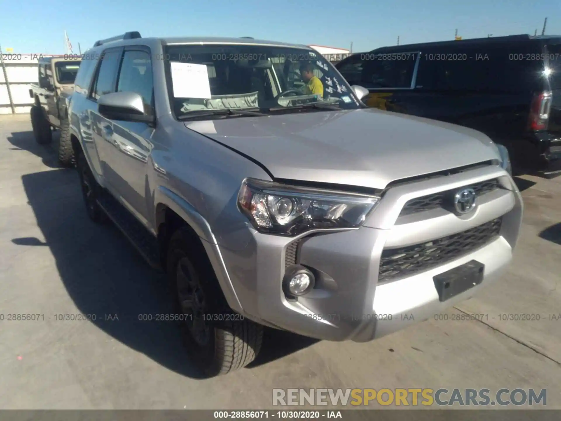 1 Photograph of a damaged car JTEBU5JR0K5685870 TOYOTA 4RUNNER 2019