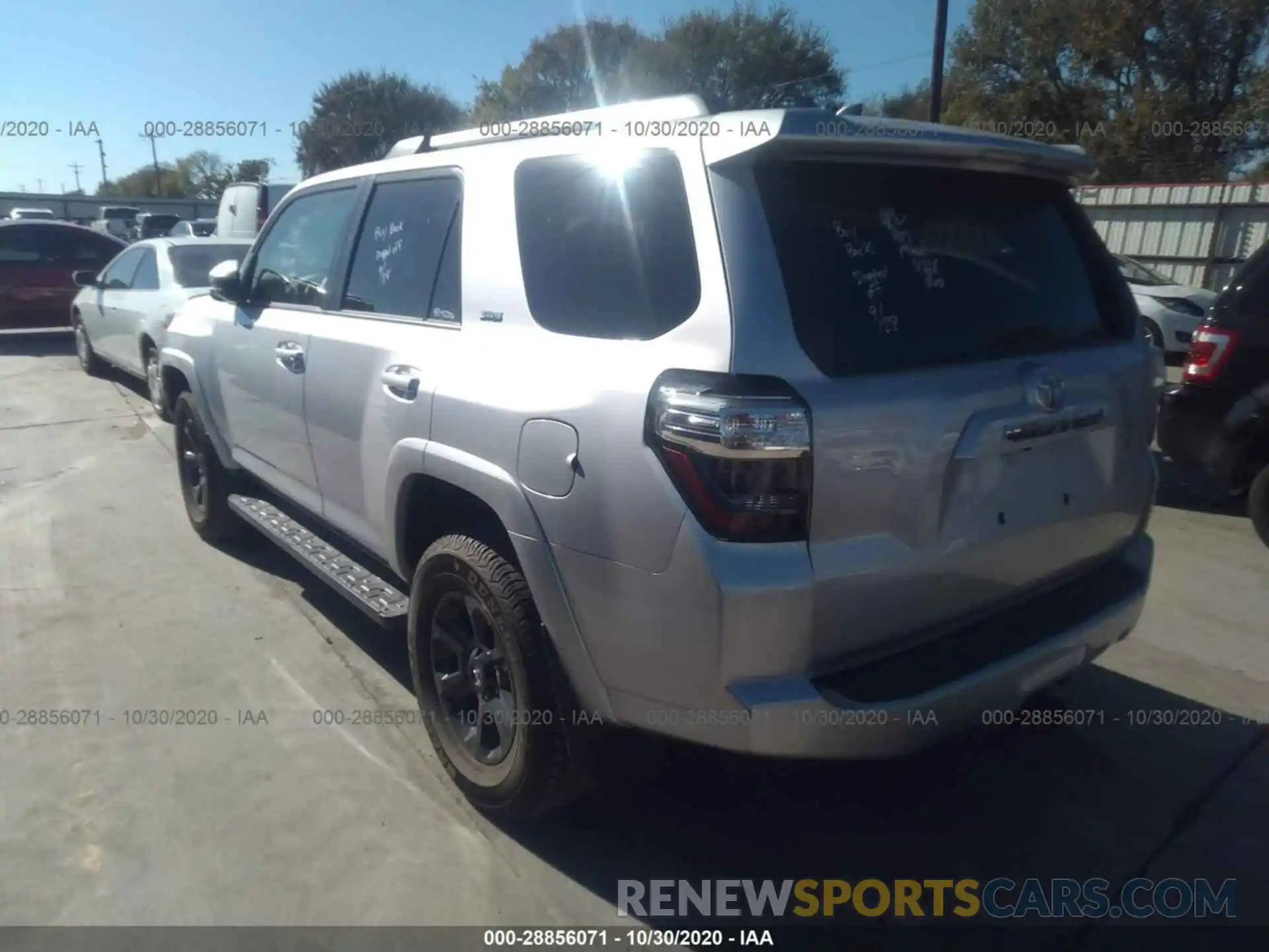 3 Photograph of a damaged car JTEBU5JR0K5685870 TOYOTA 4RUNNER 2019