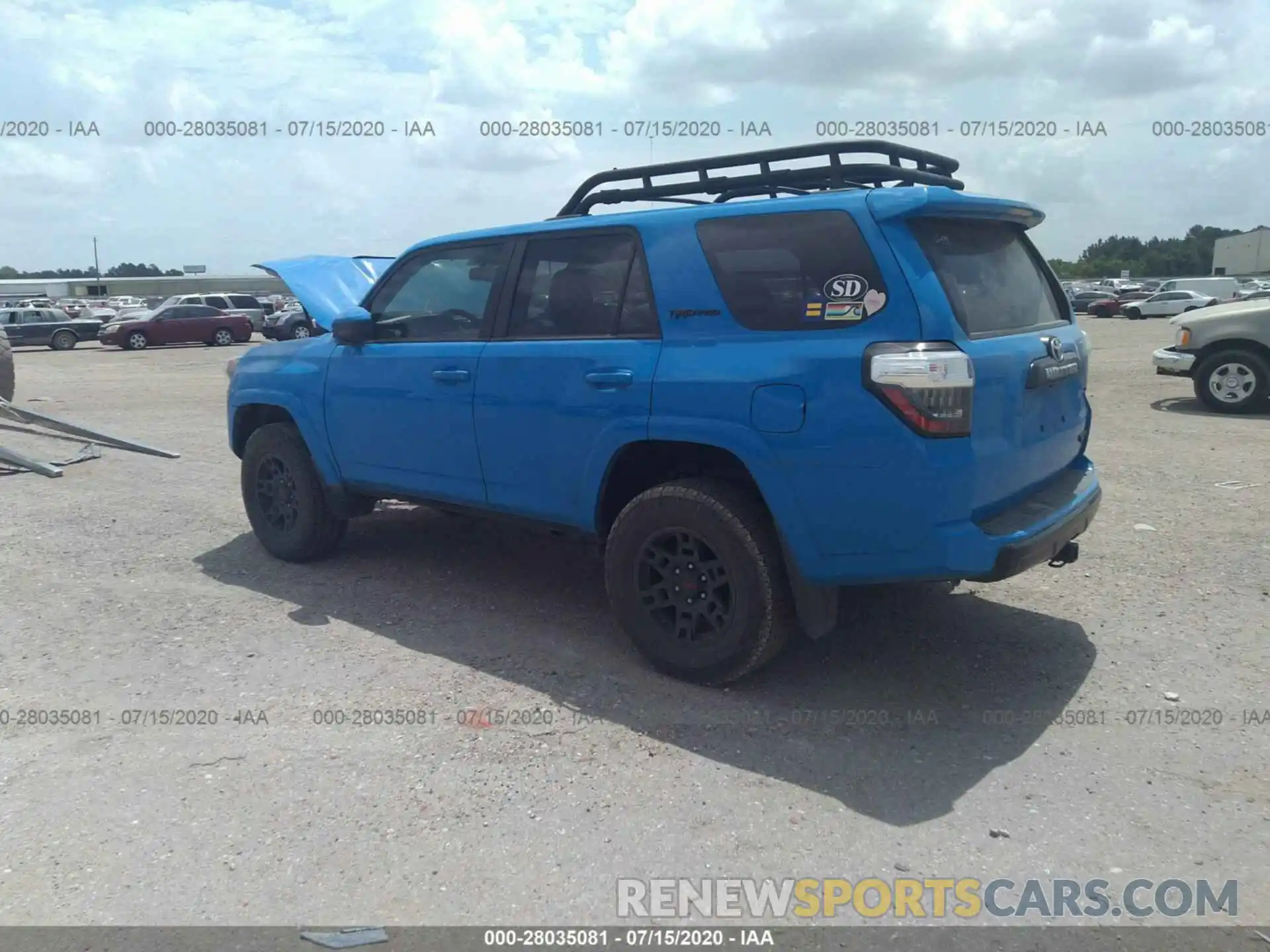 3 Фотография поврежденного автомобиля JTEBU5JR0K5686422 TOYOTA 4RUNNER 2019