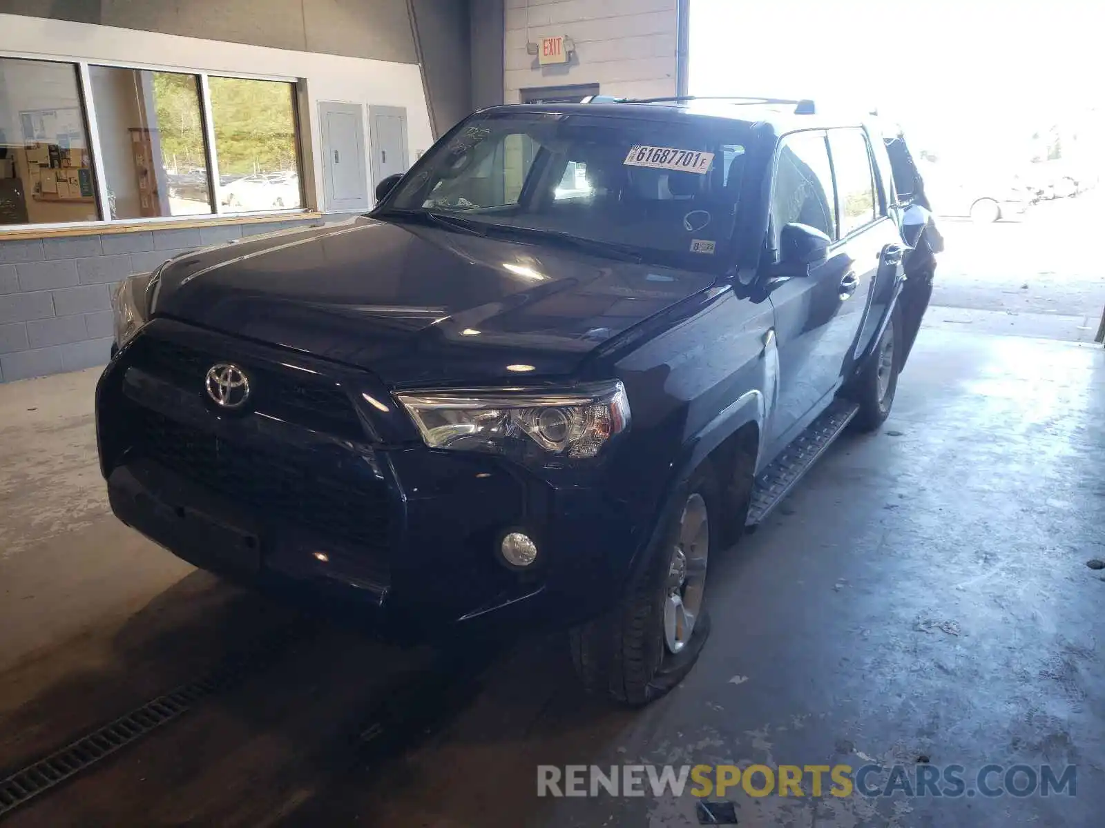 2 Photograph of a damaged car JTEBU5JR0K5686470 TOYOTA 4RUNNER 2019