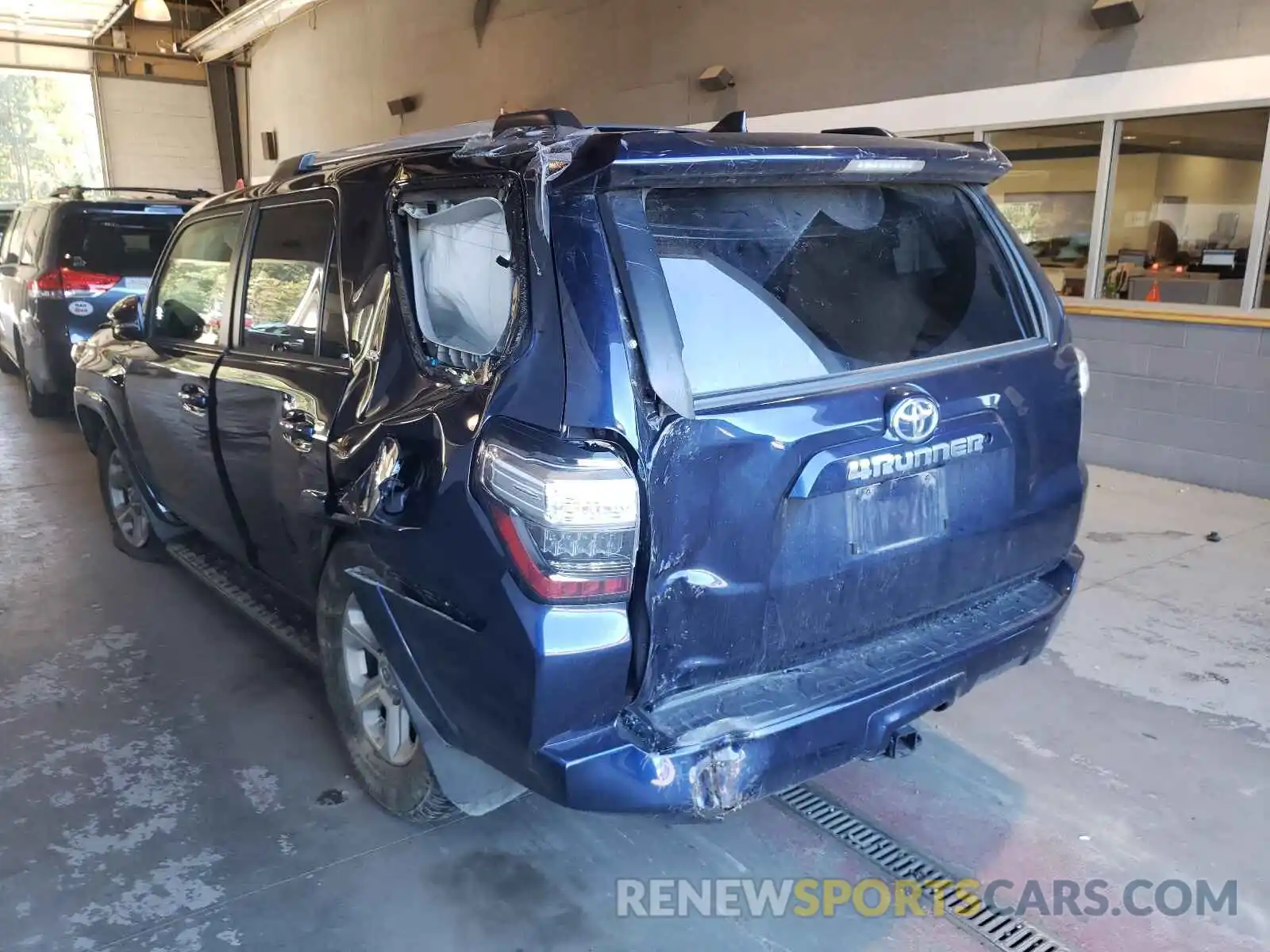 3 Photograph of a damaged car JTEBU5JR0K5686470 TOYOTA 4RUNNER 2019