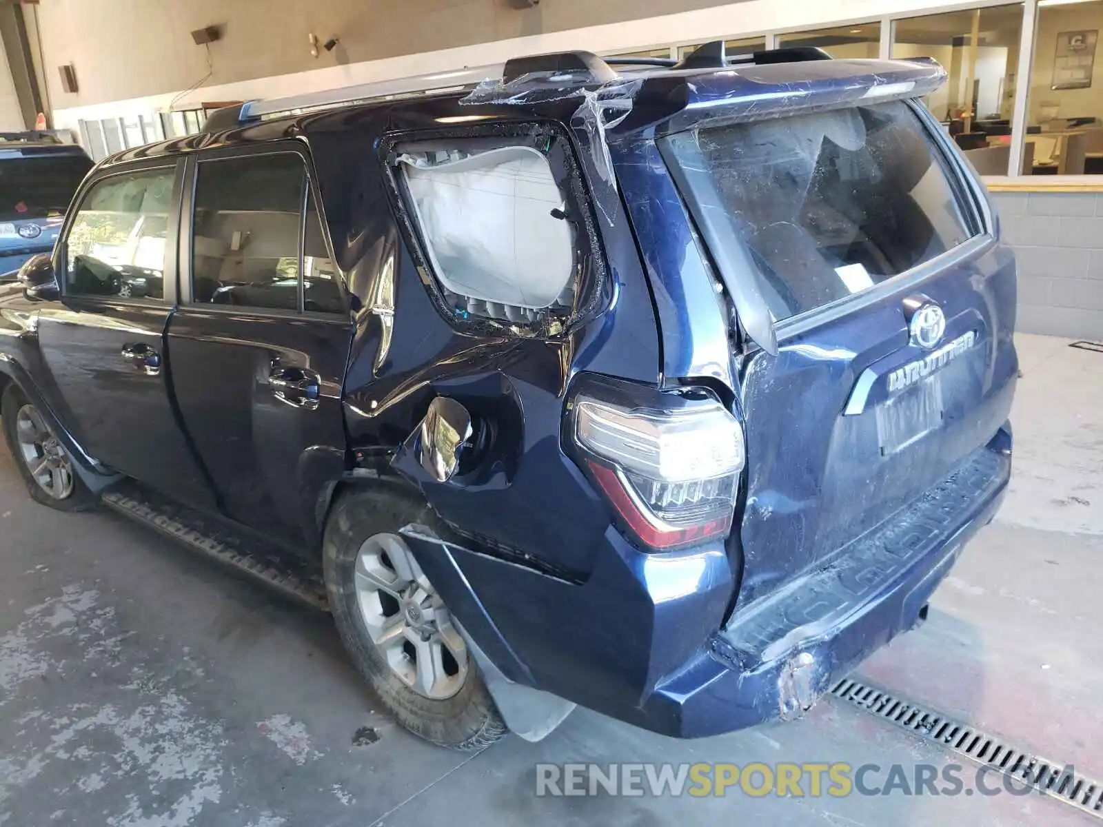 9 Photograph of a damaged car JTEBU5JR0K5686470 TOYOTA 4RUNNER 2019