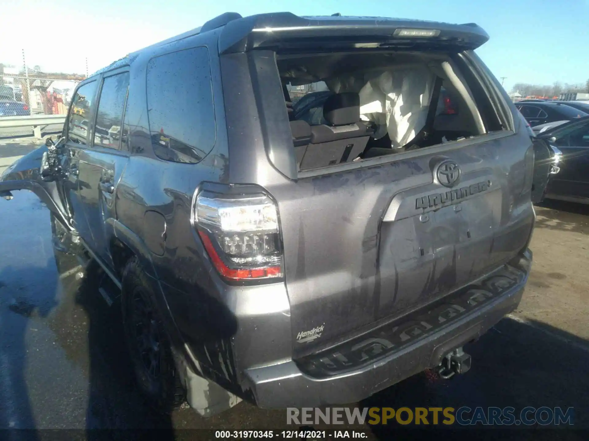 3 Photograph of a damaged car JTEBU5JR0K5695105 TOYOTA 4RUNNER 2019