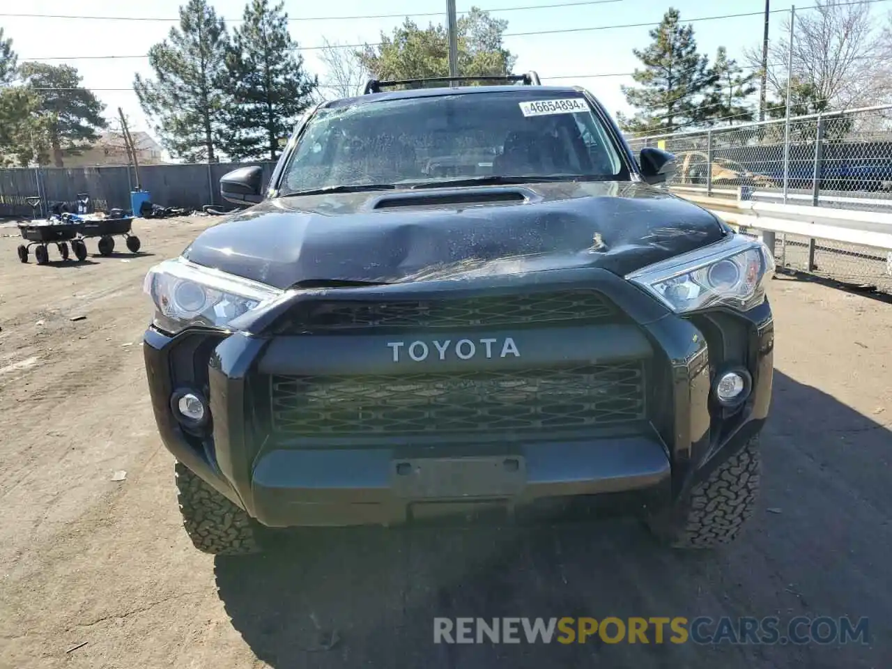 5 Фотография поврежденного автомобиля JTEBU5JR0K5695640 TOYOTA 4RUNNER 2019