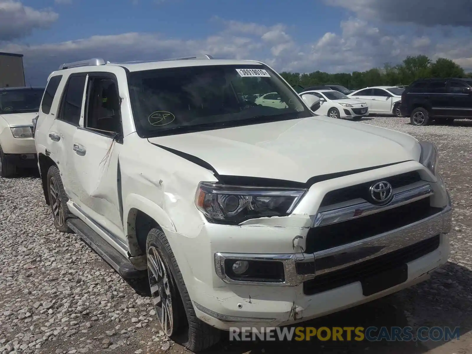 1 Photograph of a damaged car JTEBU5JR0K5699929 TOYOTA 4RUNNER 2019