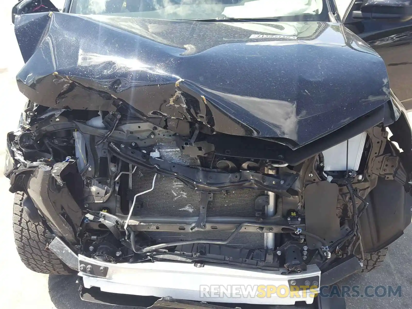 7 Photograph of a damaged car JTEBU5JR0K5701002 TOYOTA 4RUNNER 2019
